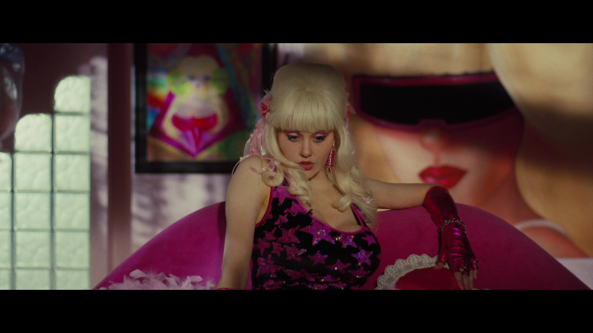Angelyne_S01E01_Dream_Machine_1080p_ERW_000979.jpg