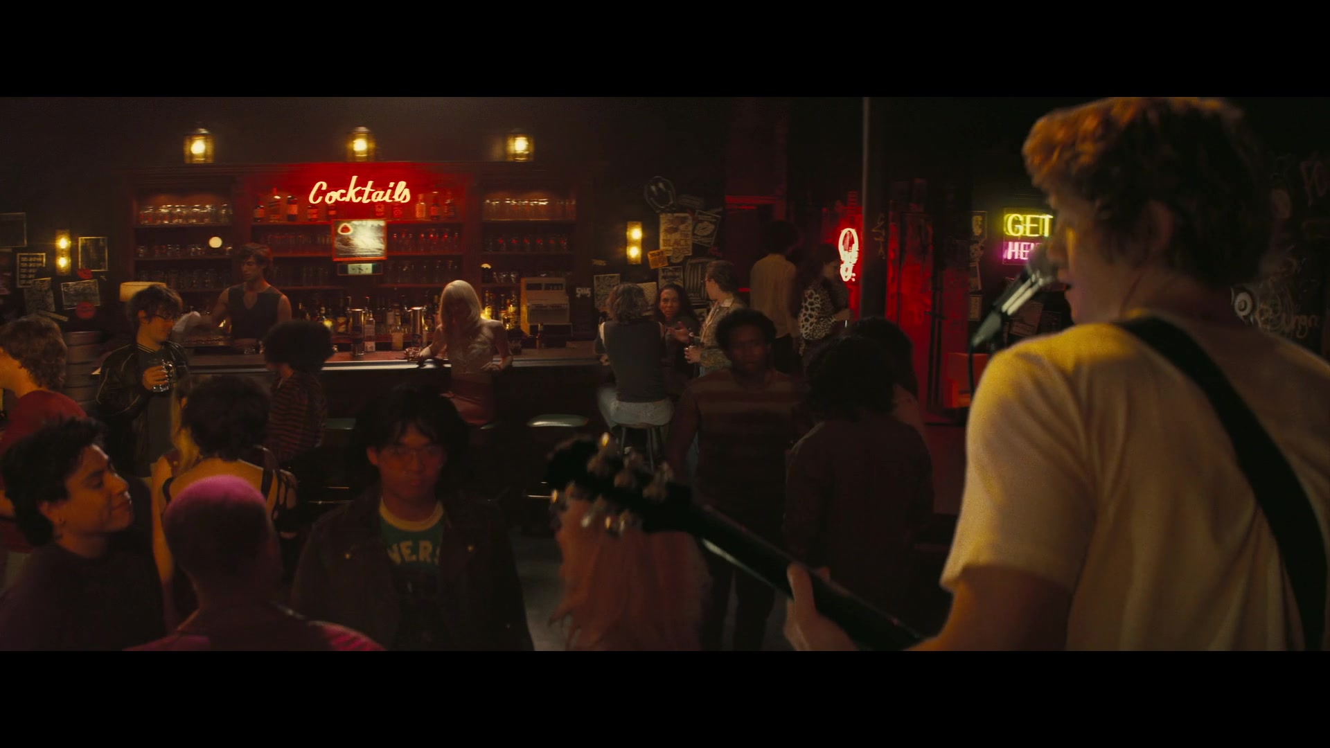 Angelyne_S01E01_Dream_Machine_1080p_ERW_001068.jpg