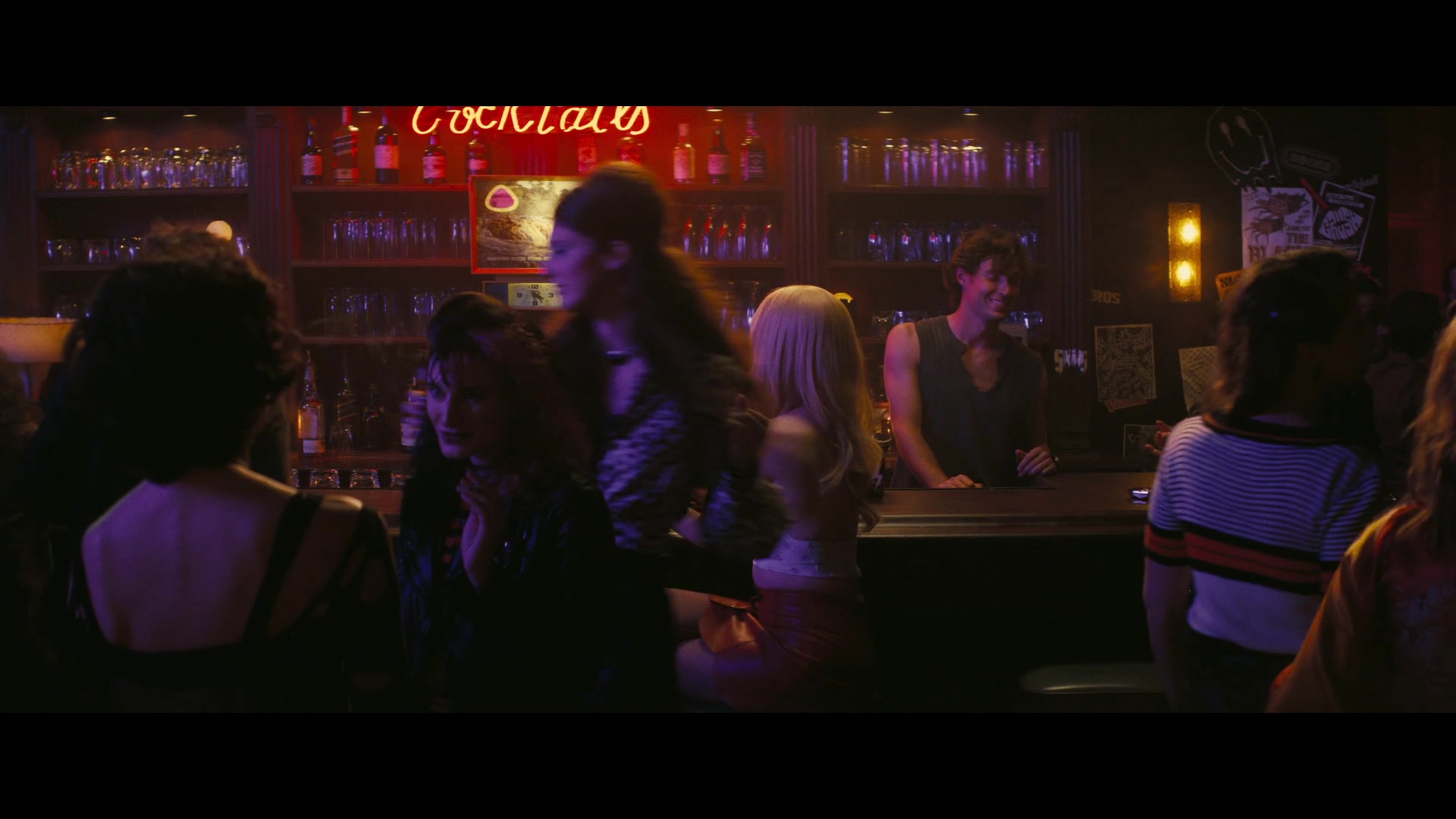 Angelyne_S01E01_Dream_Machine_1080p_ERW_001138.jpg