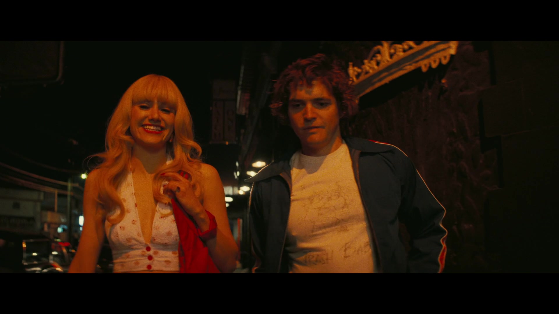 Angelyne_S01E01_Dream_Machine_1080p_ERW_001559.jpg