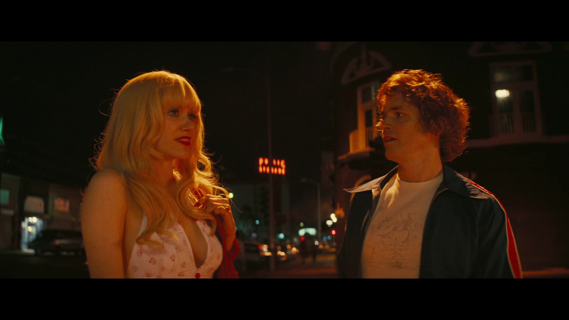Angelyne_S01E01_Dream_Machine_1080p_ERW_001623.jpg