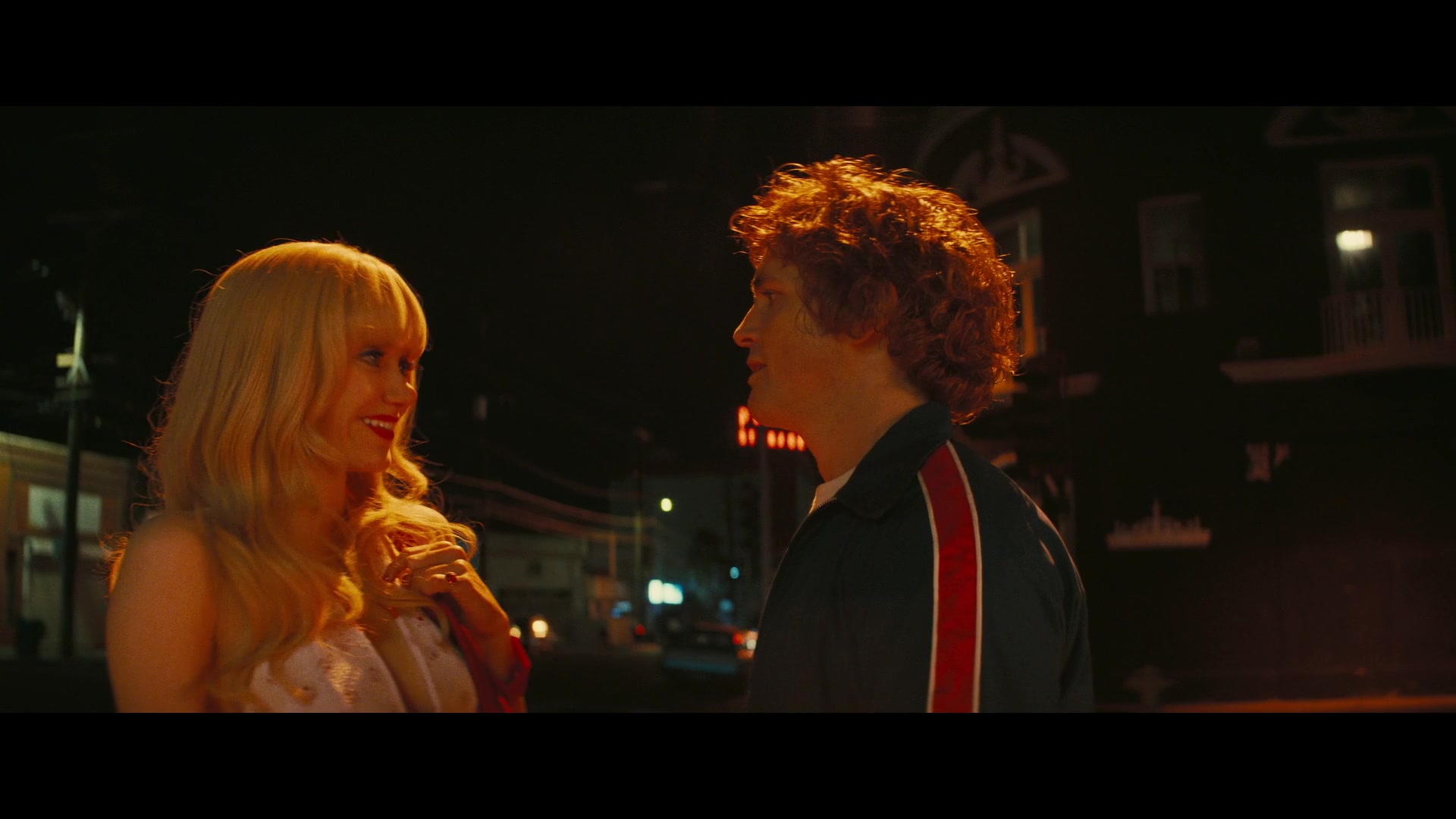Angelyne_S01E01_Dream_Machine_1080p_ERW_001662.jpg