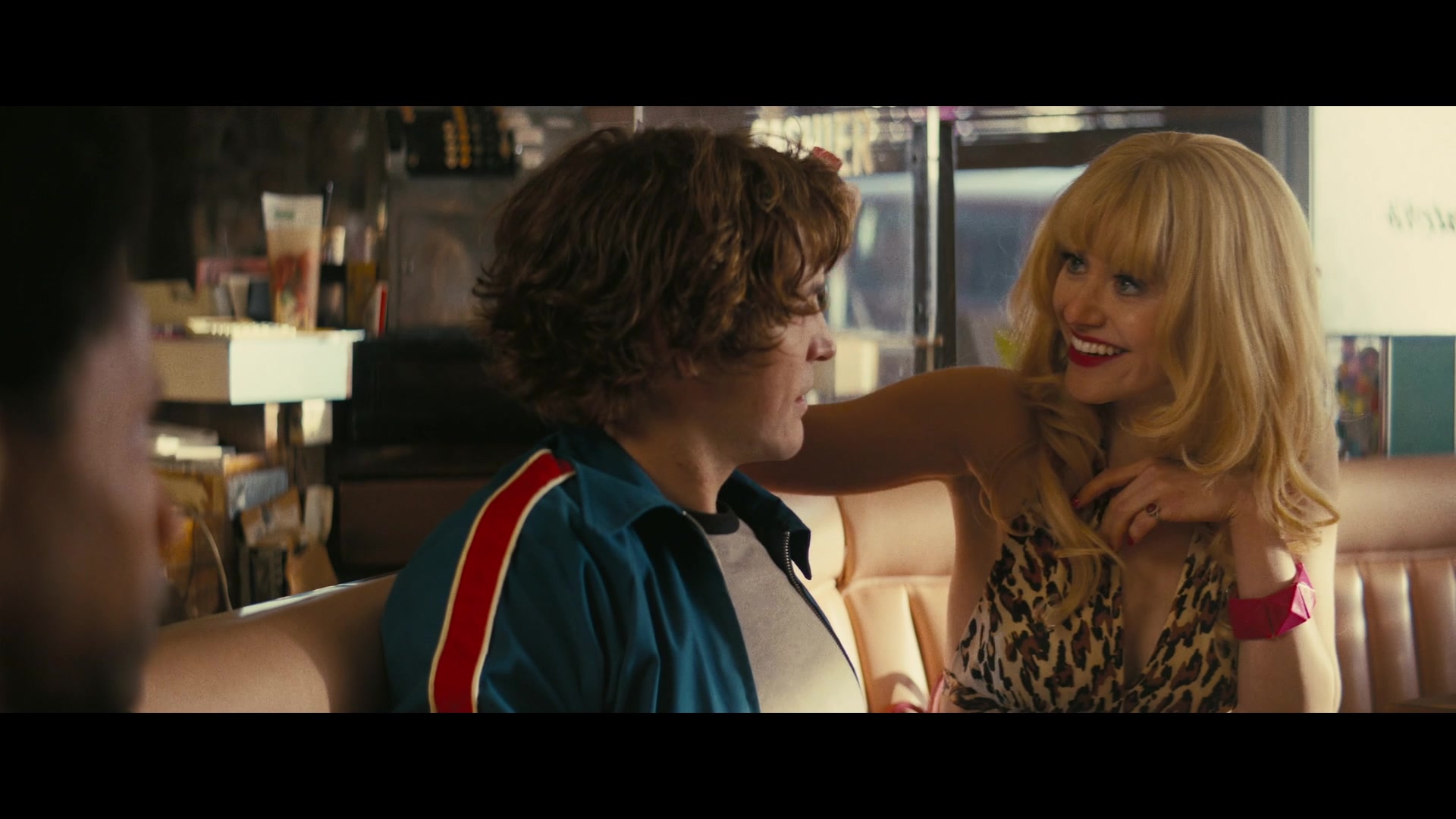 Angelyne_S01E01_Dream_Machine_1080p_ERW_002547.jpg