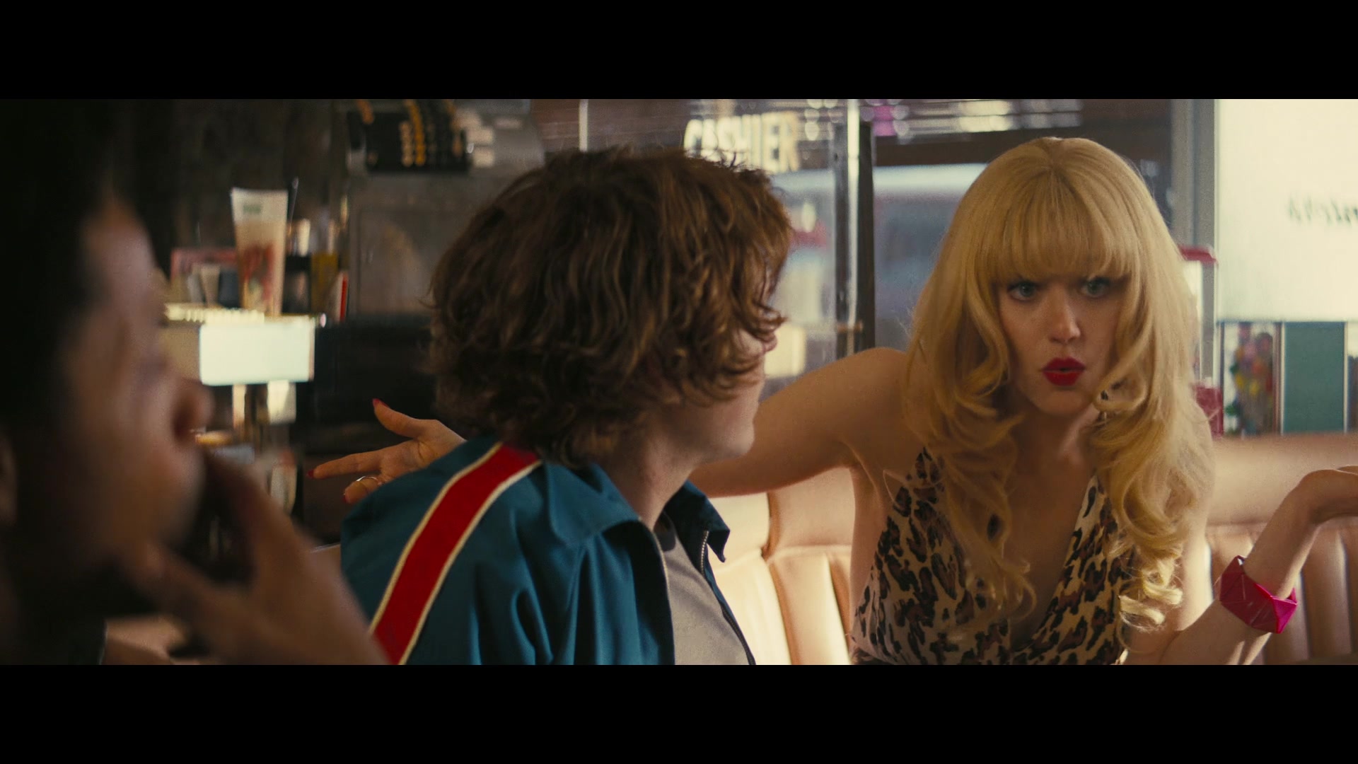 Angelyne_S01E01_Dream_Machine_1080p_ERW_002576.jpg