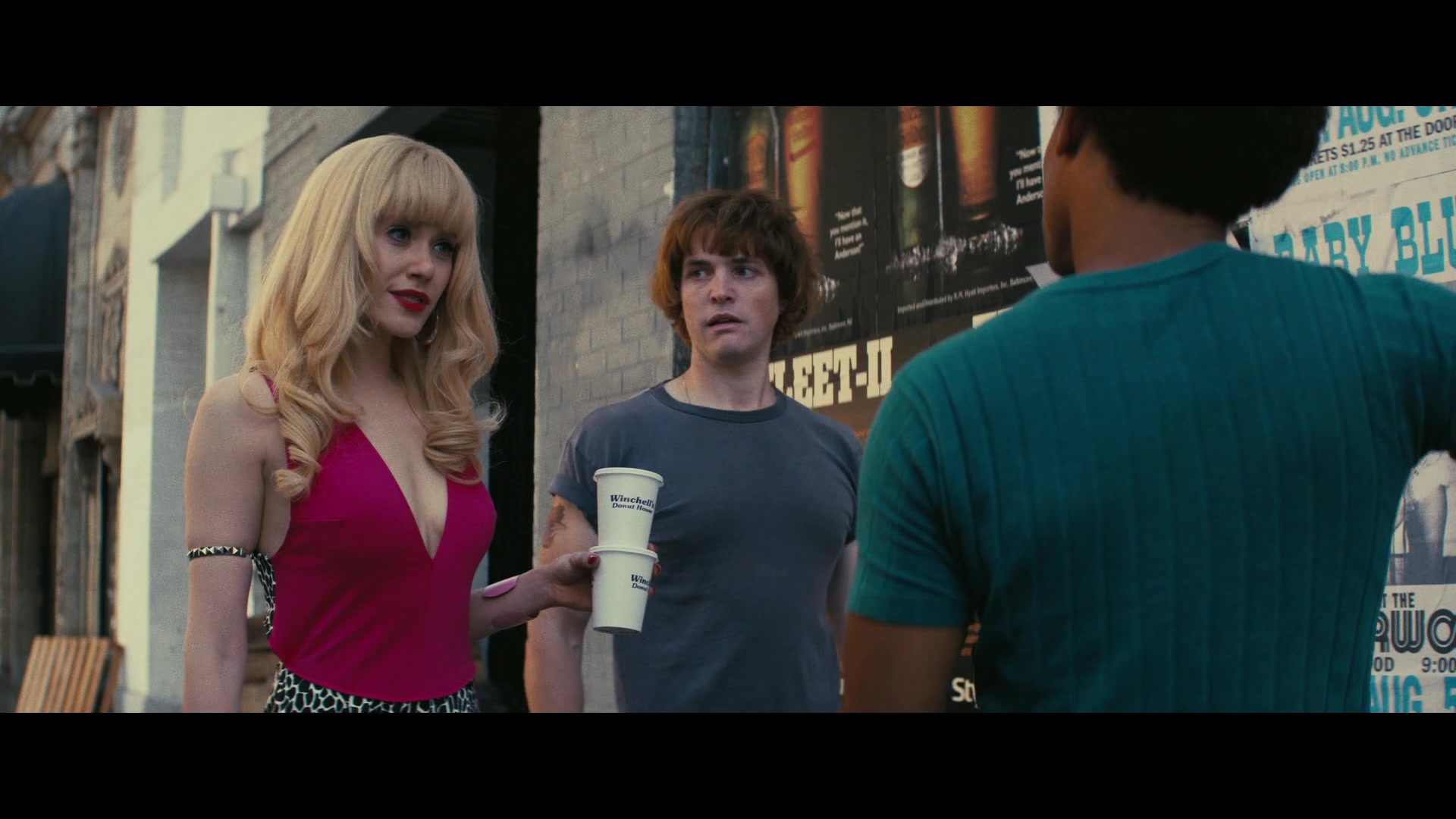 Angelyne_S01E01_Dream_Machine_1080p_ERW_003355.jpg