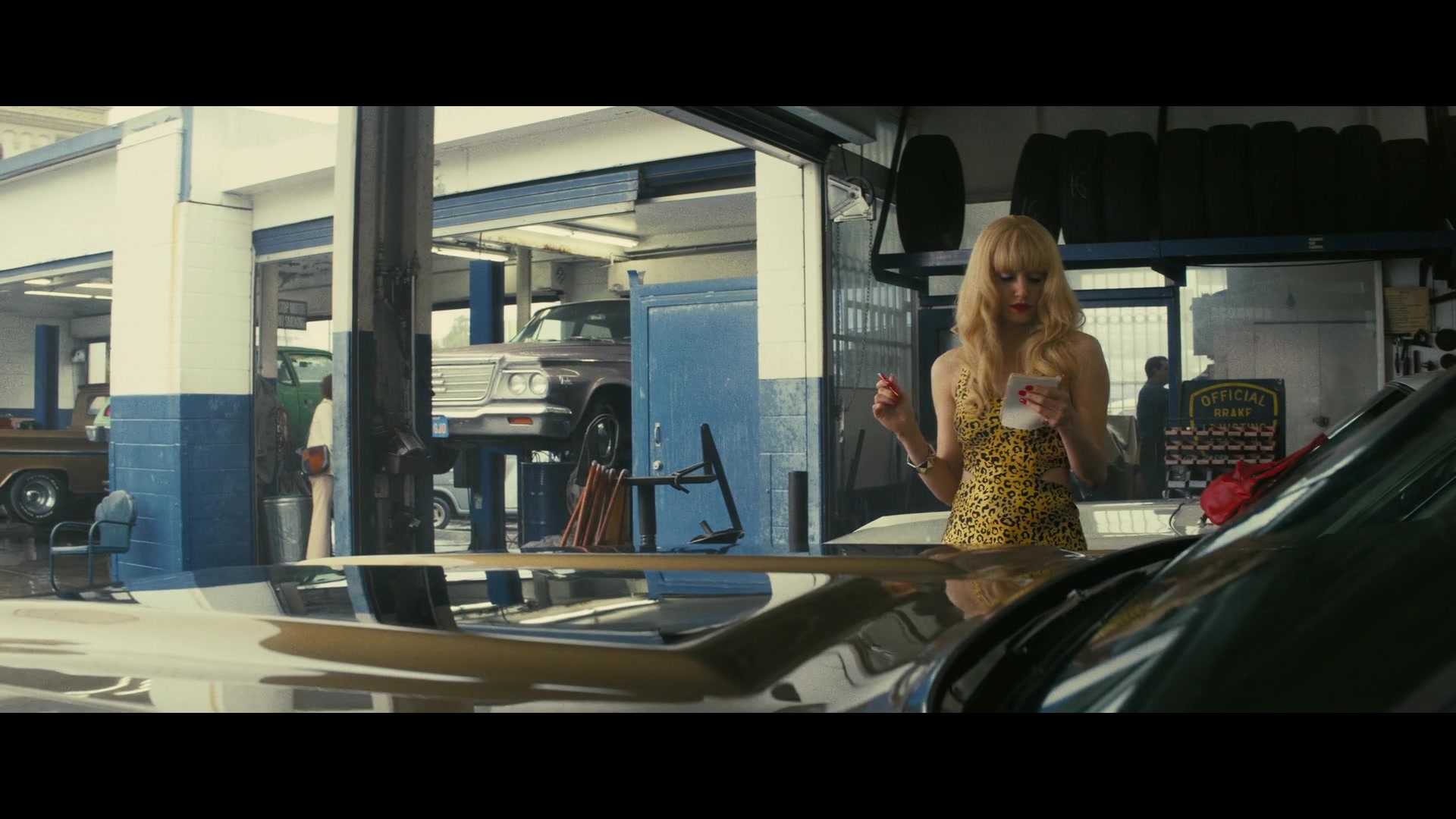 Angelyne_S01E01_Dream_Machine_1080p_ERW_003478.jpg