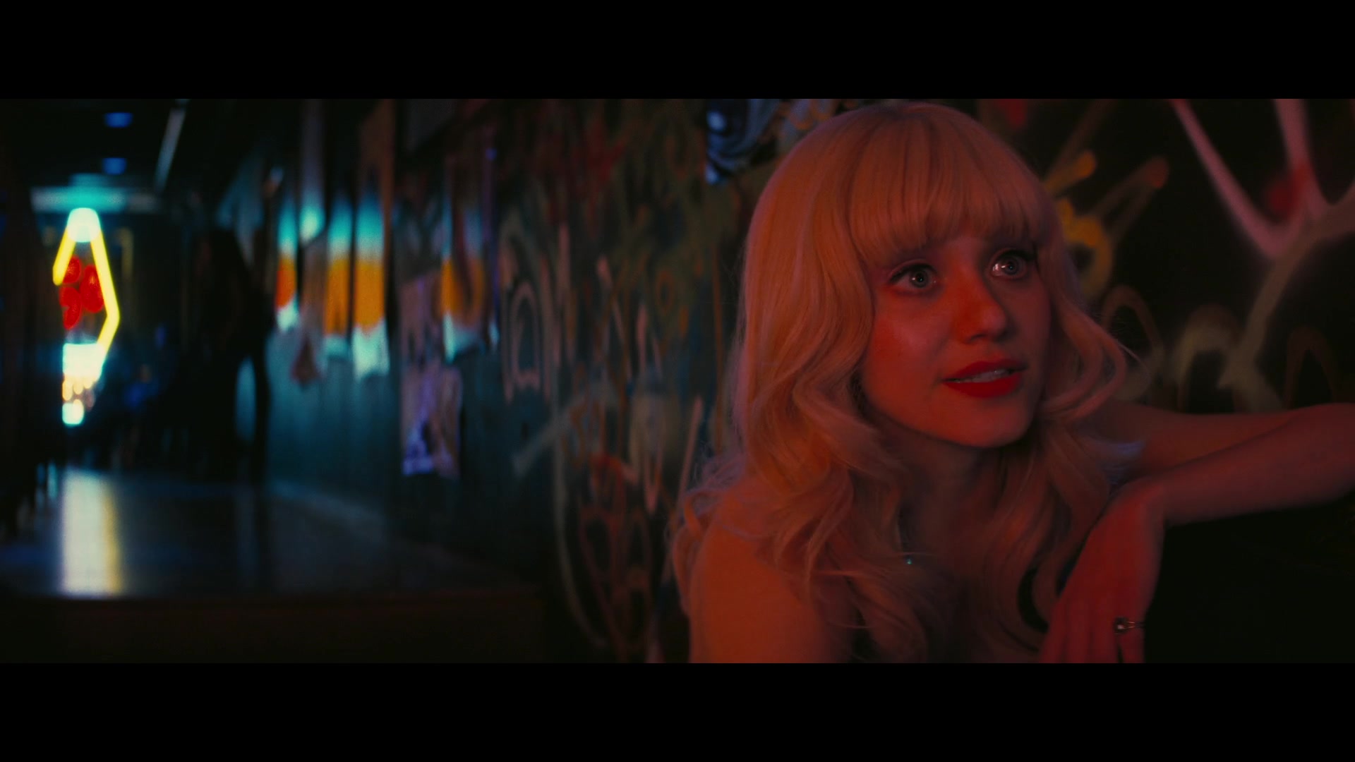 Angelyne_S01E01_Dream_Machine_1080p_ERW_003995.jpg