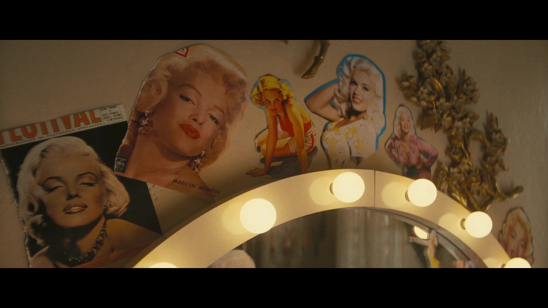Angelyne_S01E01_Dream_Machine_1080p_ERW_004500.jpg