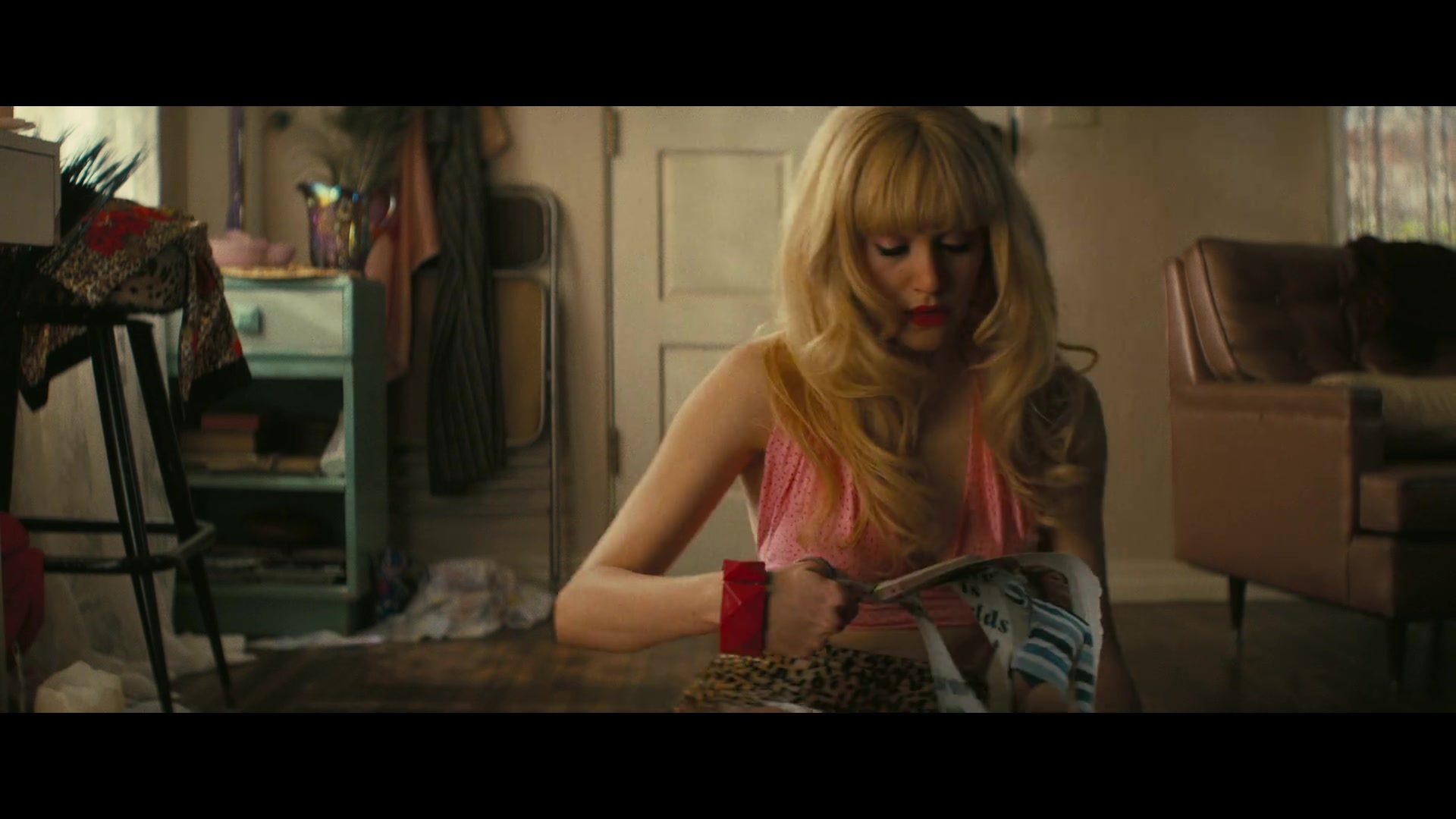 Angelyne_S01E01_Dream_Machine_1080p_ERW_004515.jpg