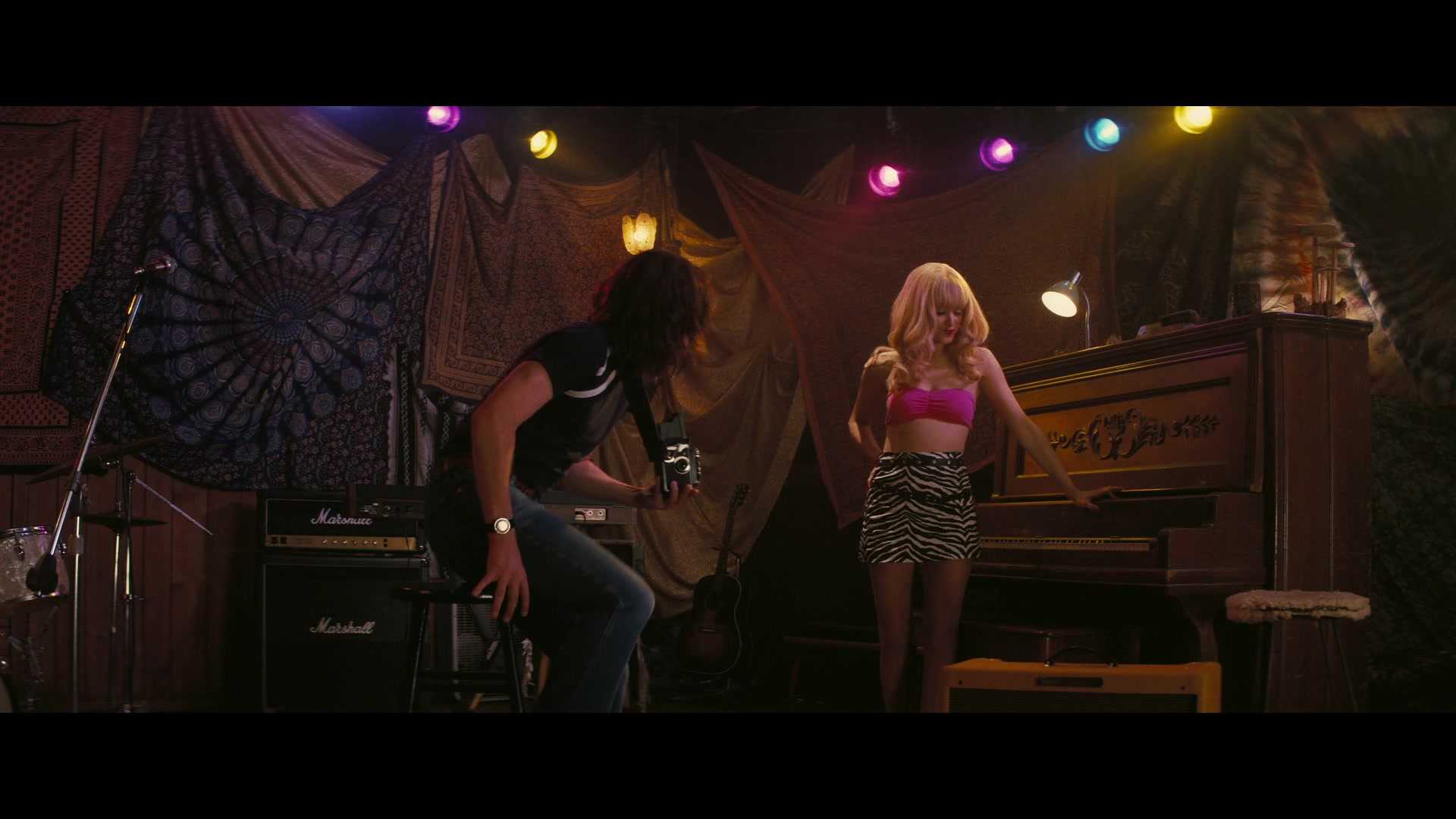 Angelyne_S01E01_Dream_Machine_1080p_ERW_005141.jpg