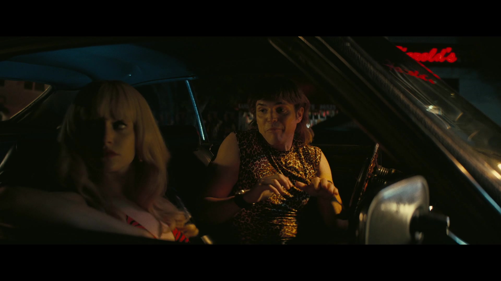 Angelyne_S01E01_Dream_Machine_1080p_ERW_005405.jpg
