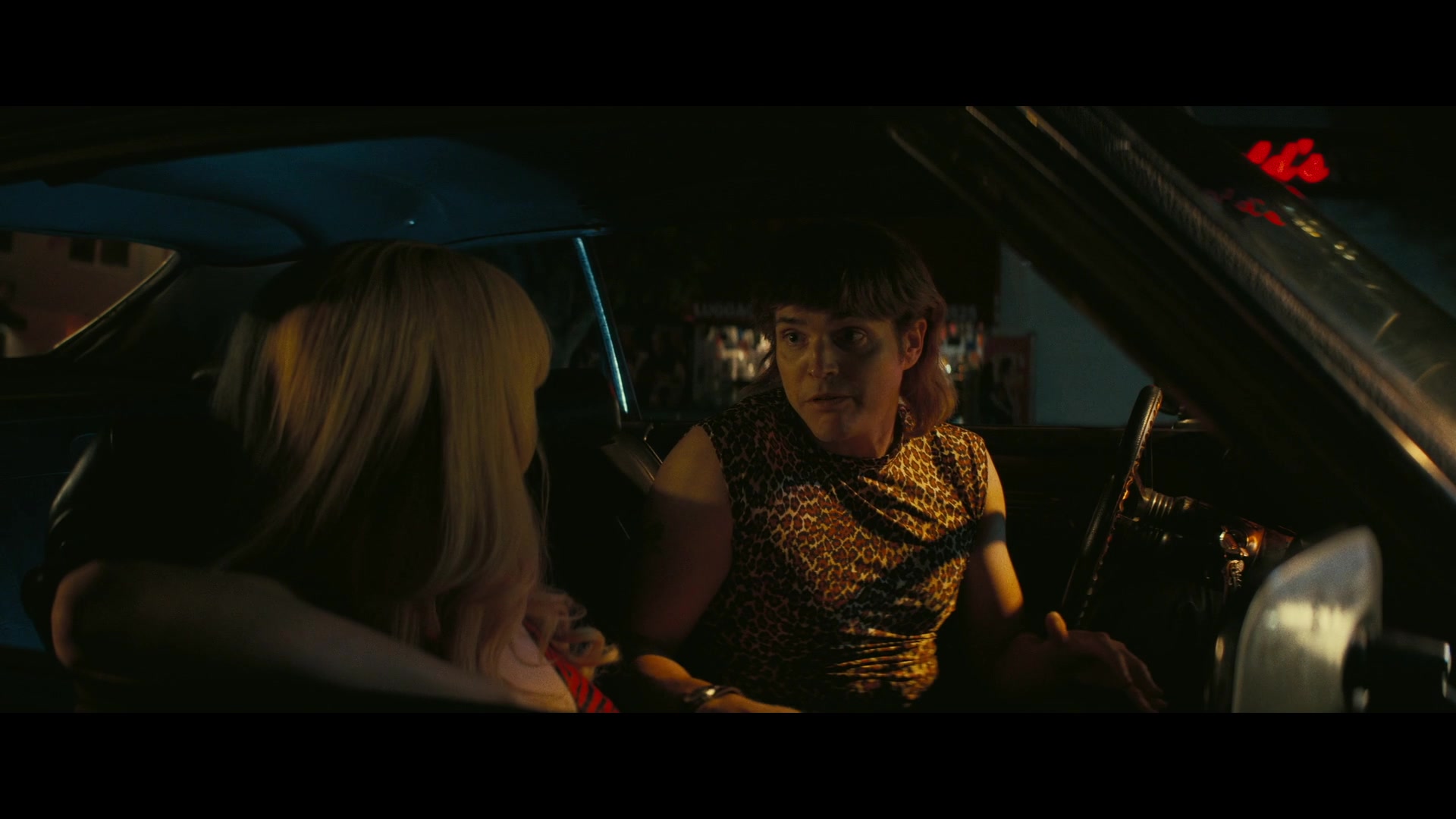Angelyne_S01E01_Dream_Machine_1080p_ERW_005421.jpg