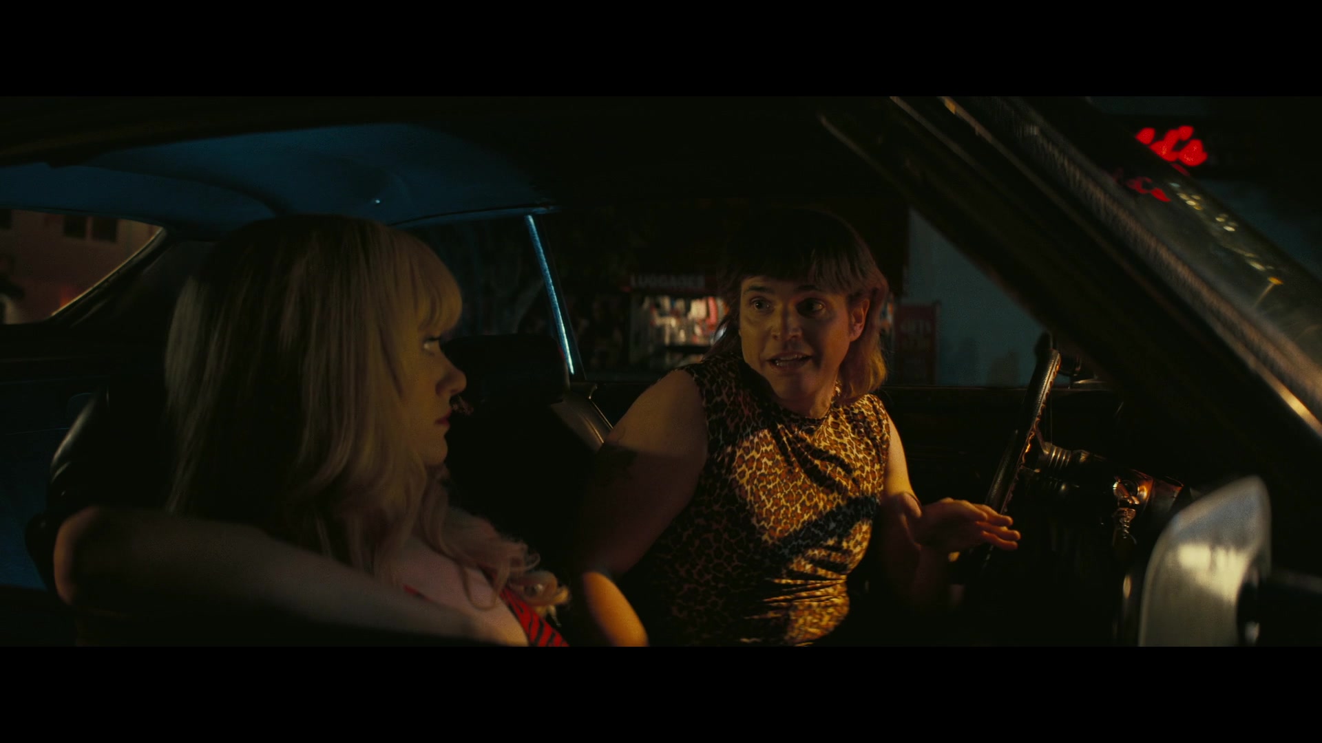 Angelyne_S01E01_Dream_Machine_1080p_ERW_005426.jpg