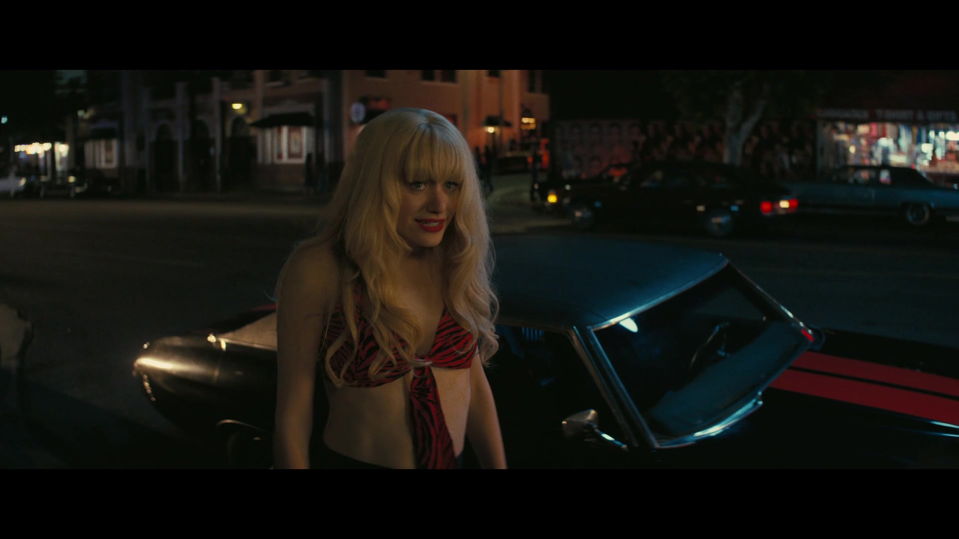 Angelyne_S01E01_Dream_Machine_1080p_ERW_005634.jpg