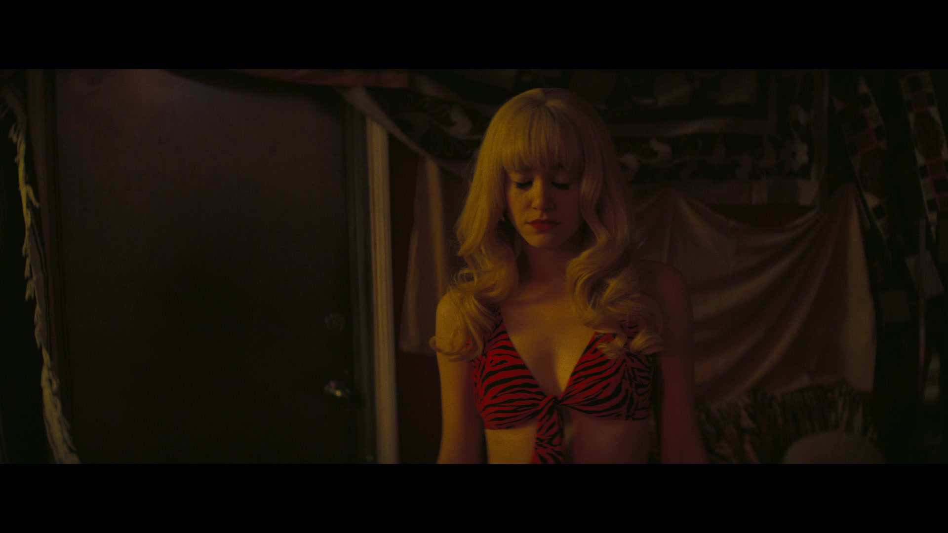 Angelyne_S01E01_Dream_Machine_1080p_ERW_005744.jpg