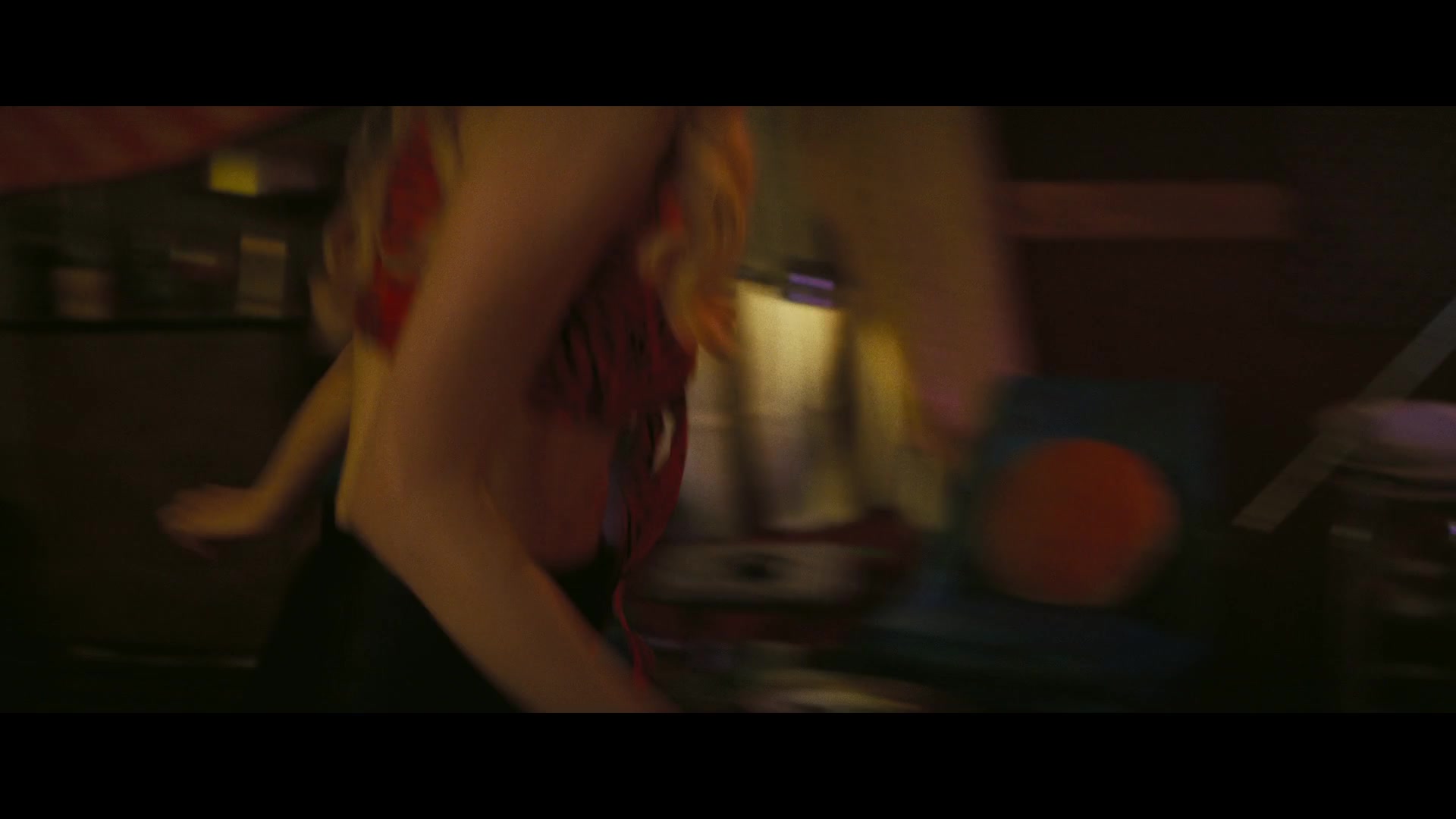 Angelyne_S01E01_Dream_Machine_1080p_ERW_005824.jpg