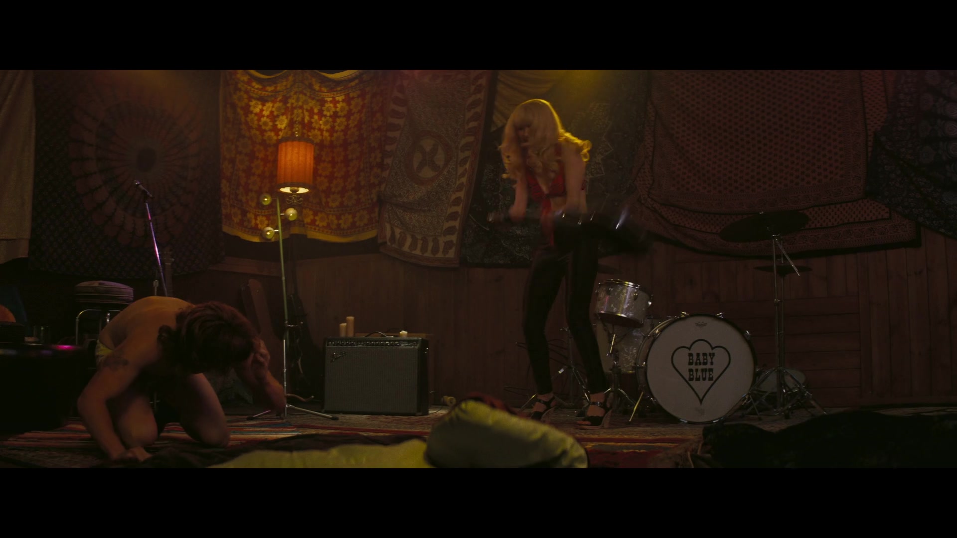 Angelyne_S01E01_Dream_Machine_1080p_ERW_005847.jpg