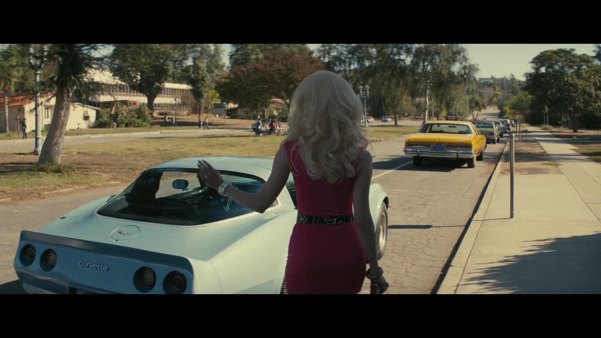 Angelyne_S01E01_Dream_Machine_1080p_ERW_006719.jpg