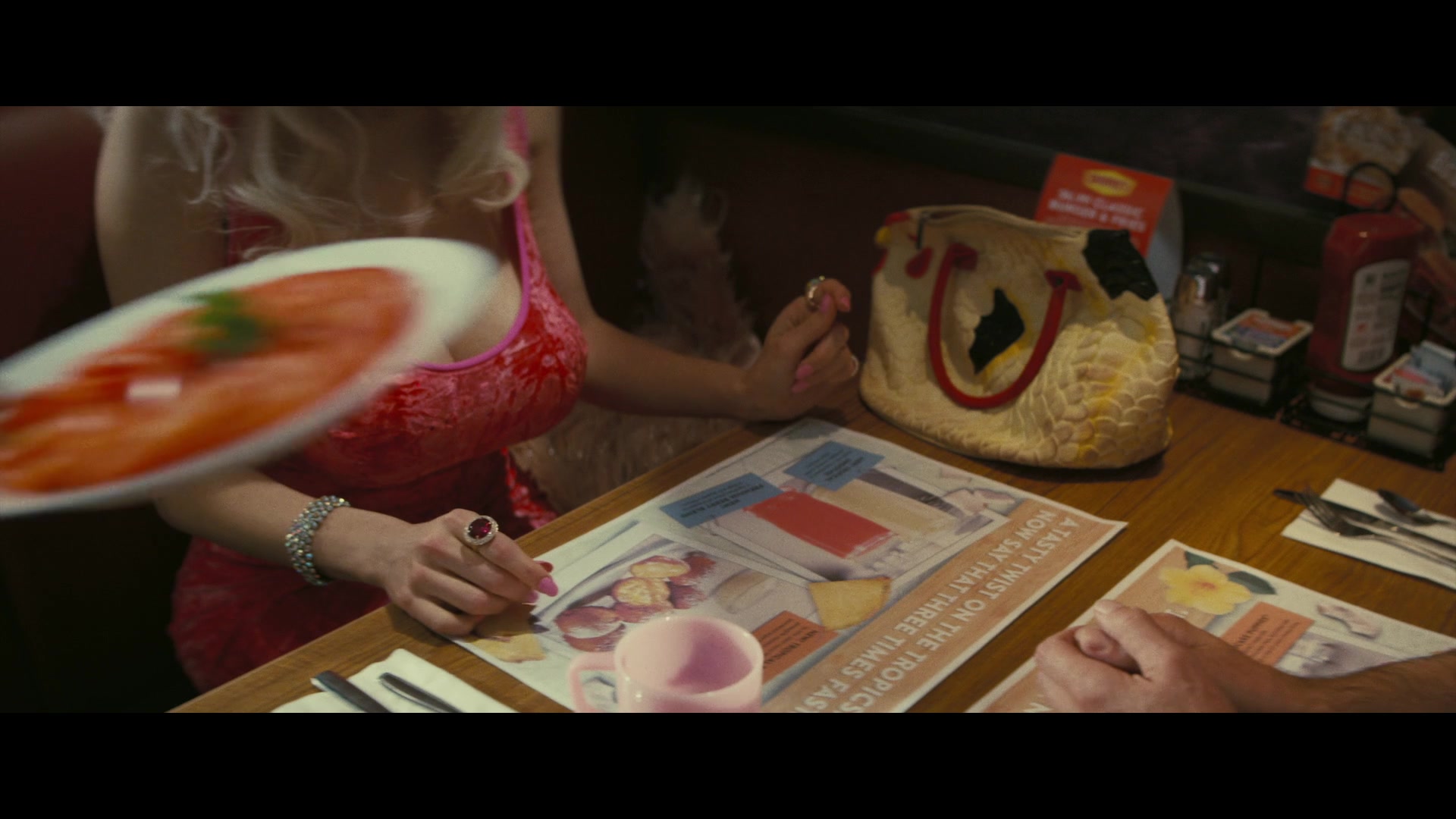 Angelyne_S01E02_Gods_and_Fairies_1080p_ERW_000230.jpg