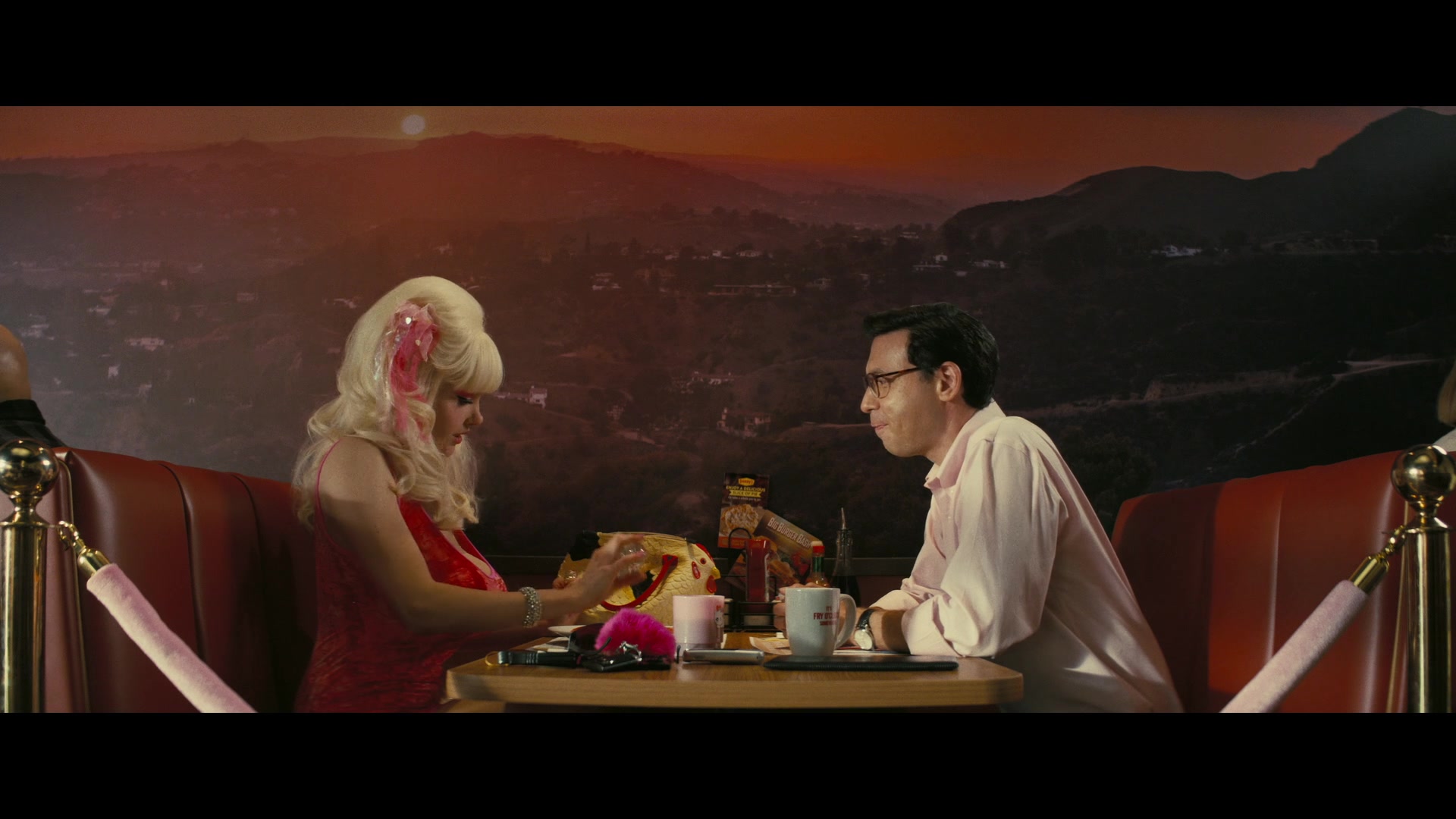Angelyne_S01E02_Gods_and_Fairies_1080p_ERW_000270.jpg