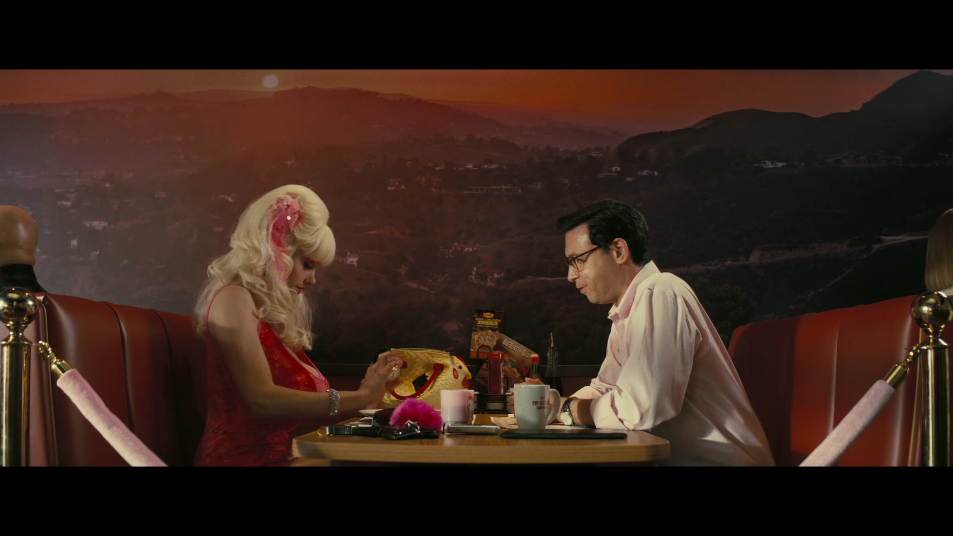 Angelyne_S01E02_Gods_and_Fairies_1080p_ERW_000282.jpg