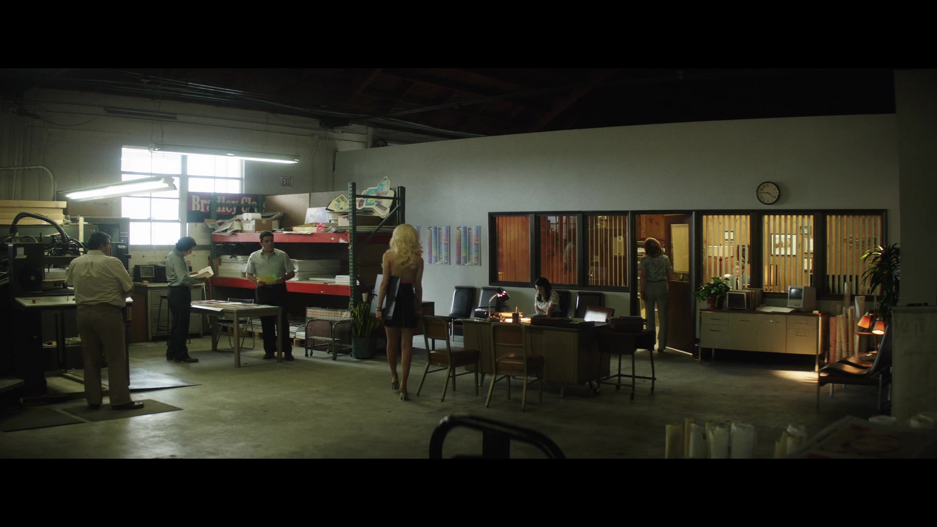 Angelyne_S01E02_Gods_and_Fairies_1080p_ERW_000921.jpg