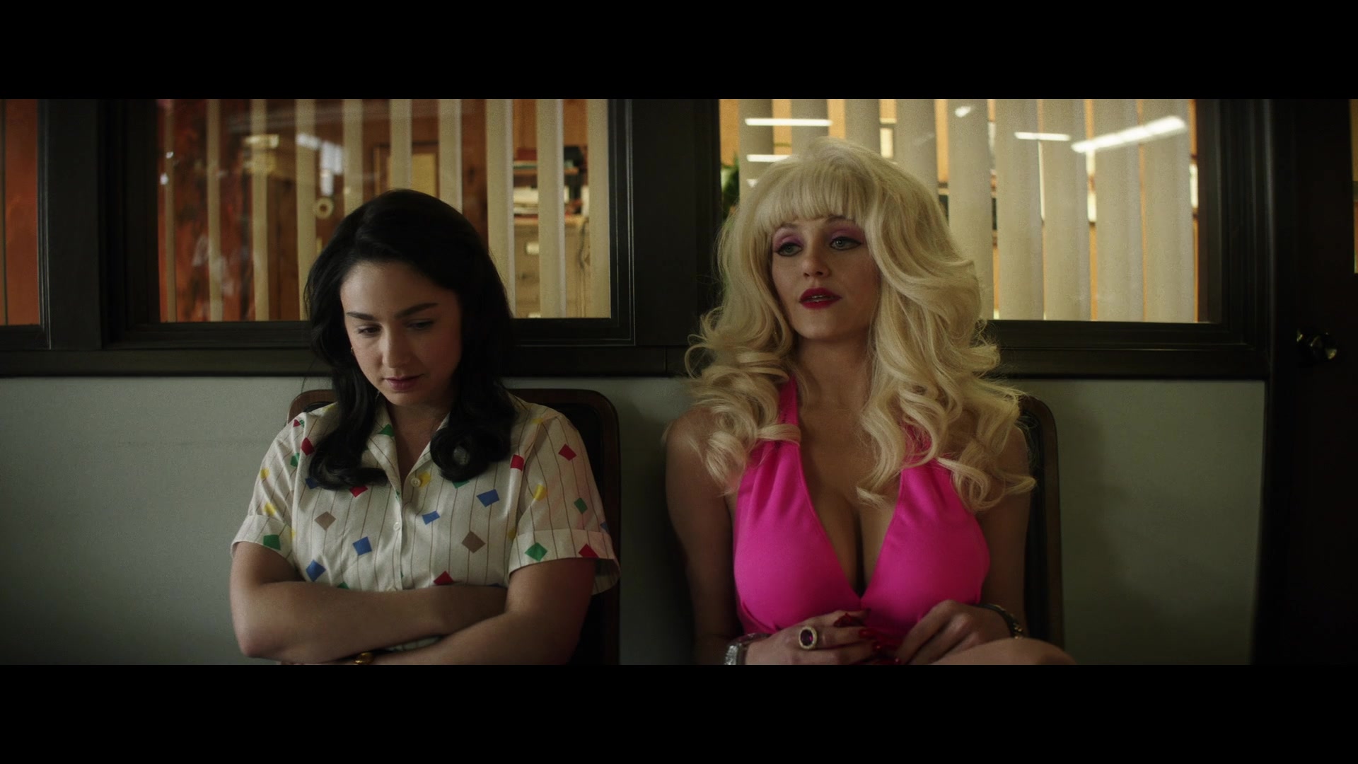 Angelyne_S01E02_Gods_and_Fairies_1080p_ERW_001000.jpg