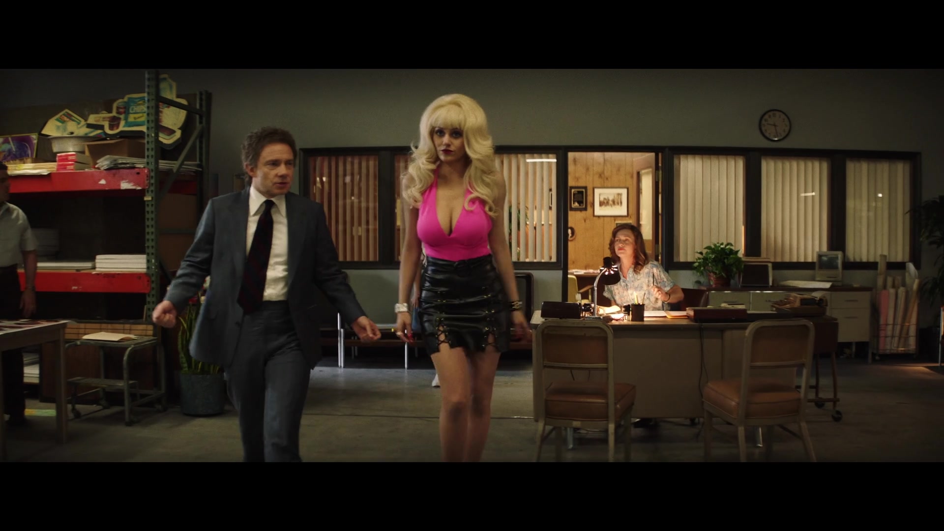 Angelyne_S01E02_Gods_and_Fairies_1080p_ERW_001396.jpg