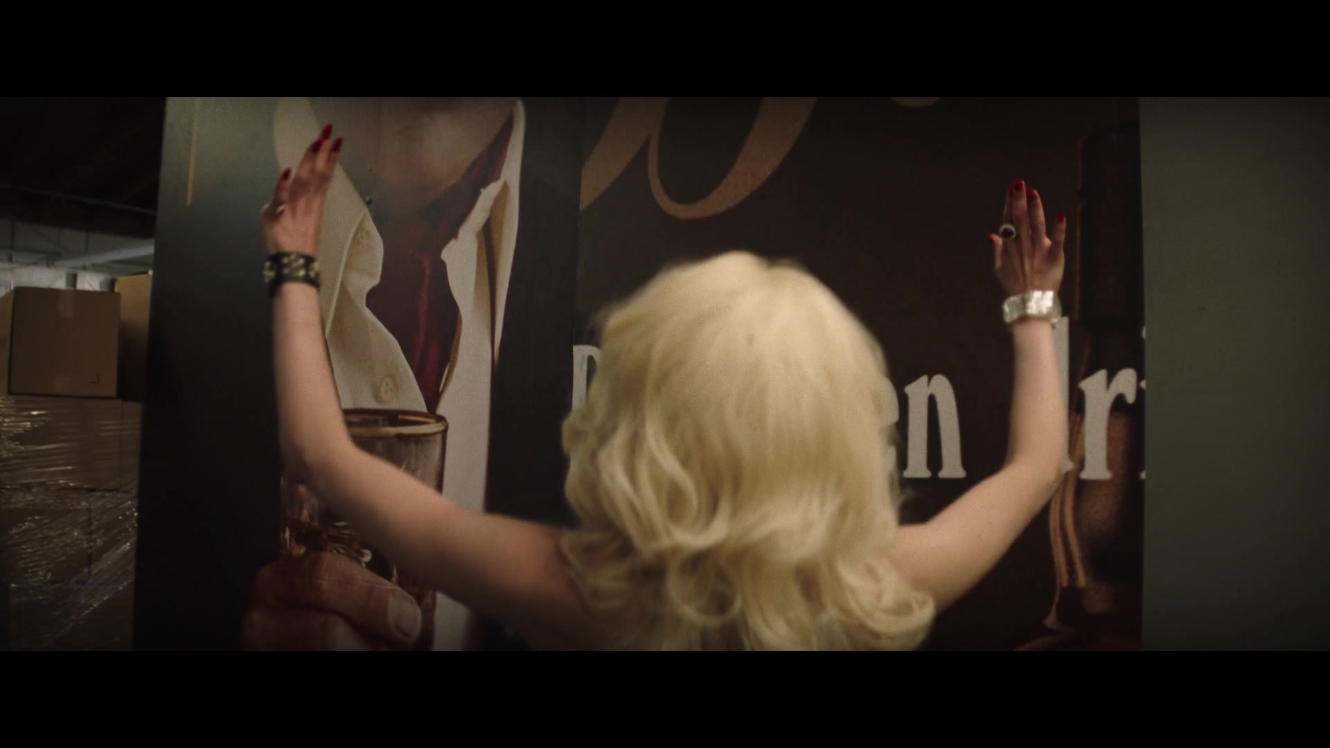 Angelyne_S01E02_Gods_and_Fairies_1080p_ERW_001441.jpg