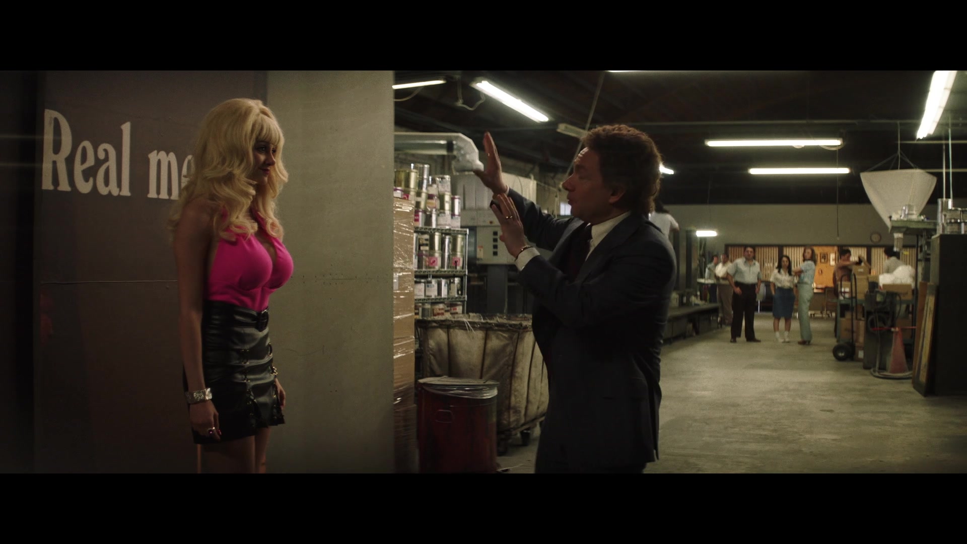 Angelyne_S01E02_Gods_and_Fairies_1080p_ERW_001469.jpg