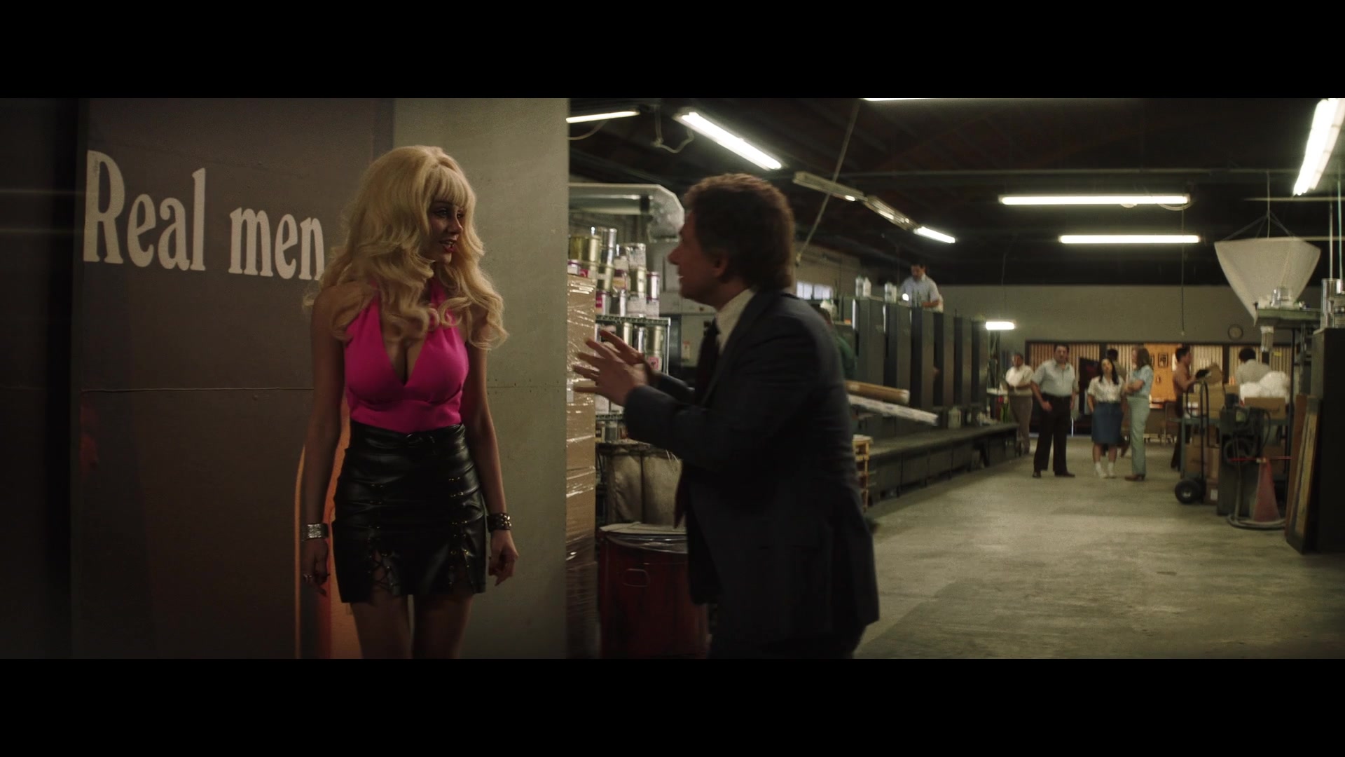 Angelyne_S01E02_Gods_and_Fairies_1080p_ERW_001484.jpg