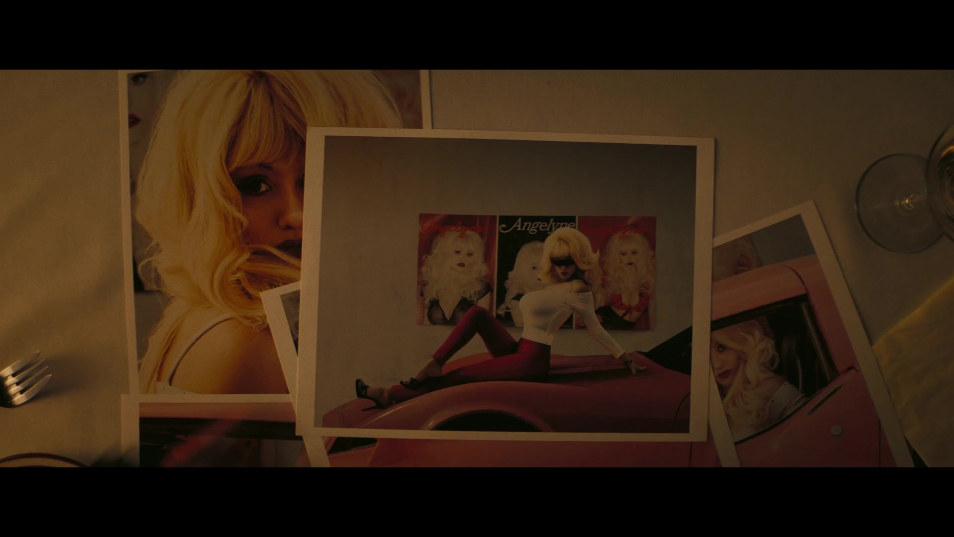 Angelyne_S01E02_Gods_and_Fairies_1080p_ERW_001590.jpg
