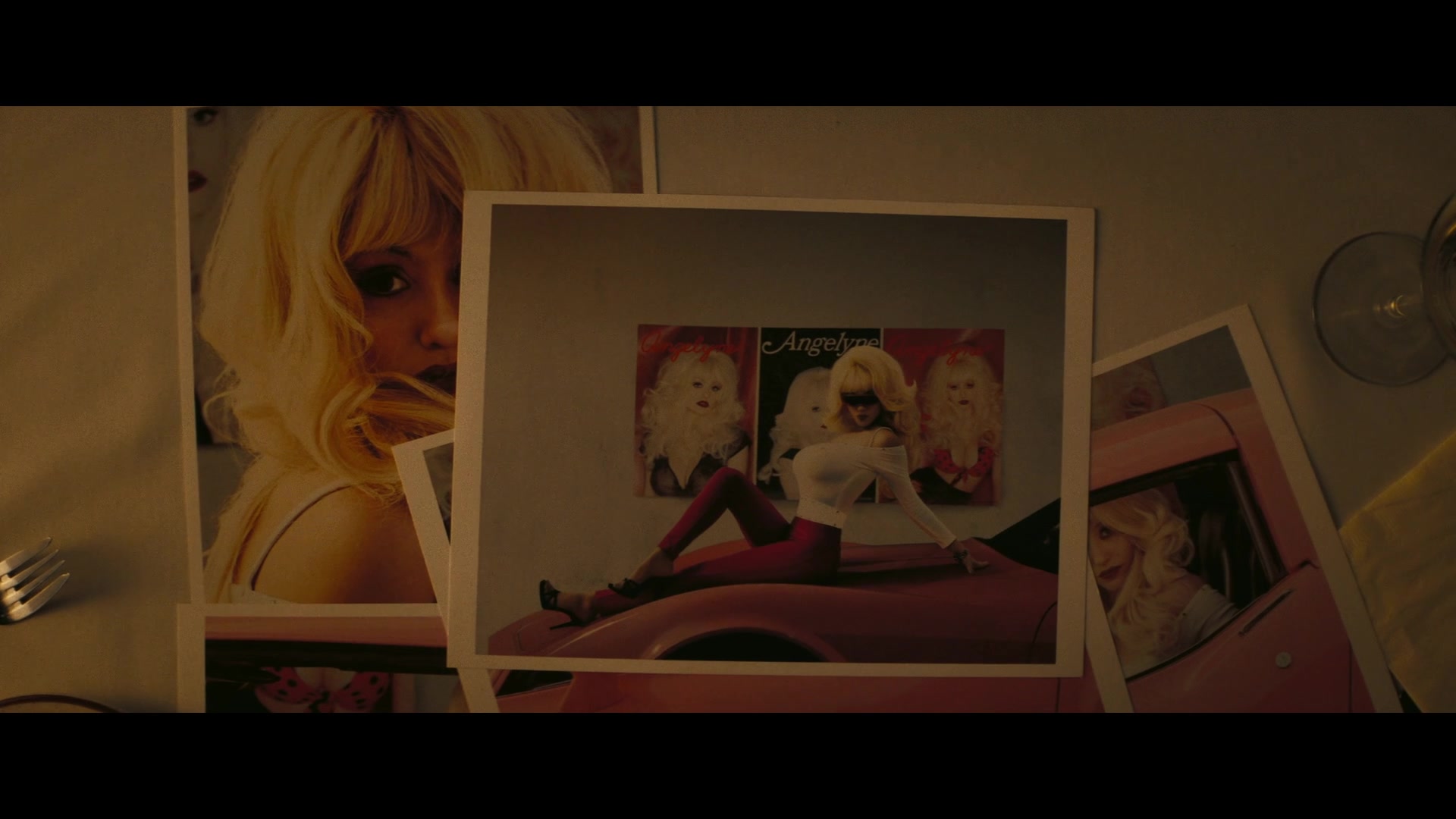 Angelyne_S01E02_Gods_and_Fairies_1080p_ERW_001591.jpg