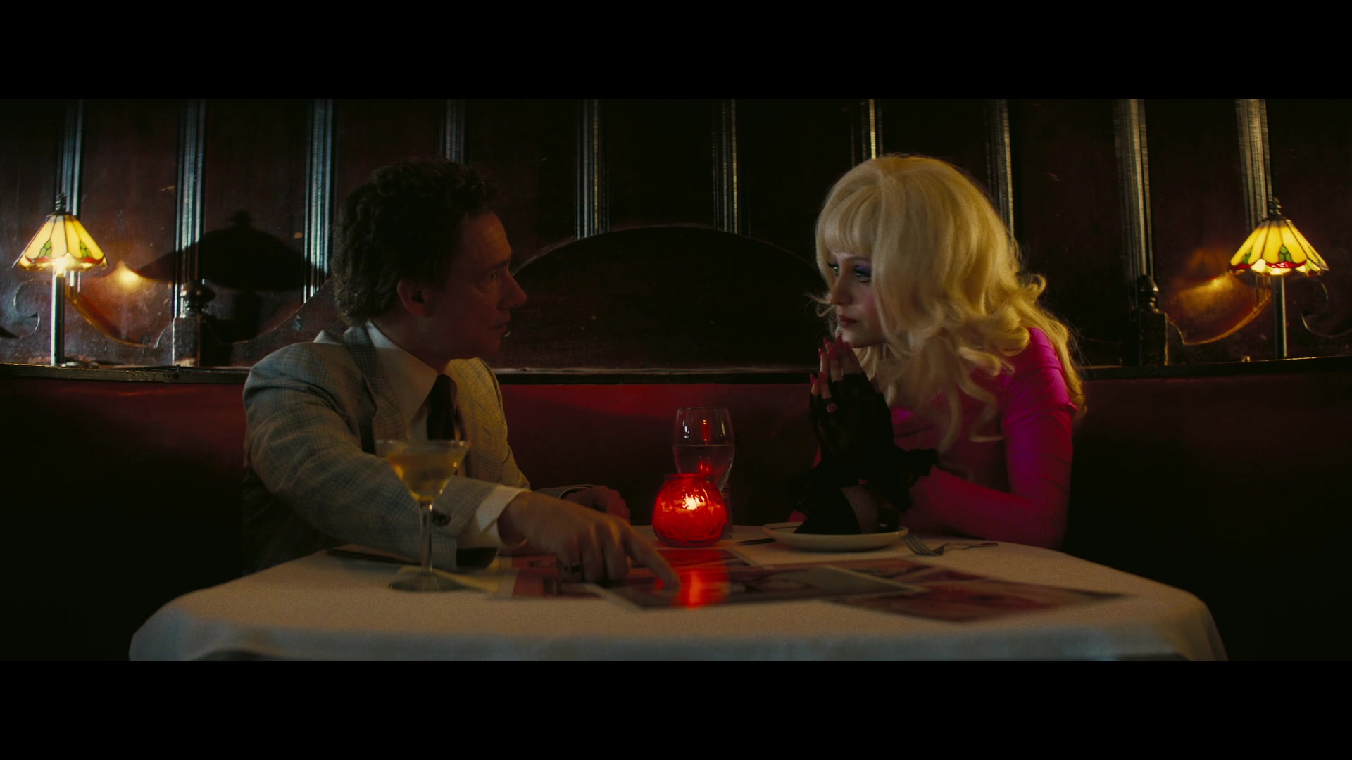 Angelyne_S01E02_Gods_and_Fairies_1080p_ERW_001620.jpg