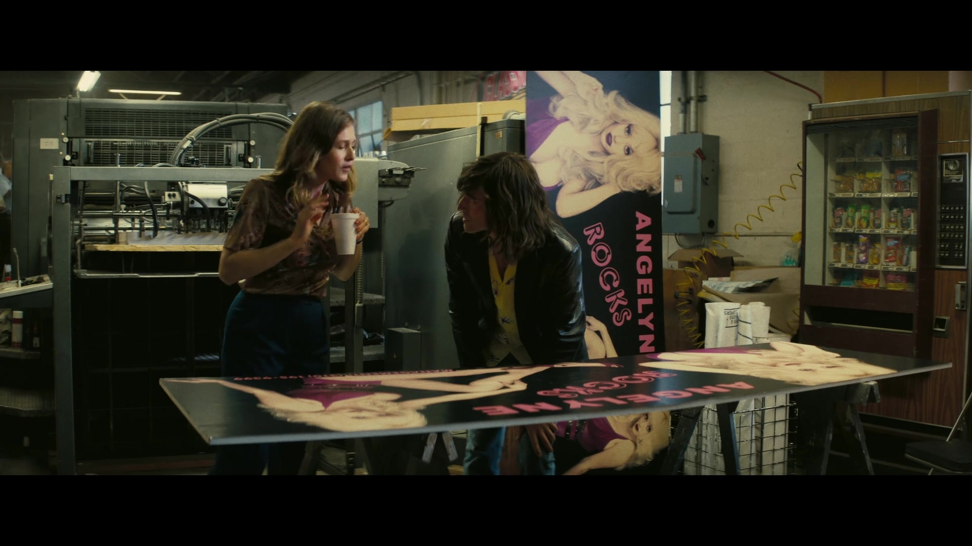 Angelyne_S01E02_Gods_and_Fairies_1080p_ERW_002002.jpg