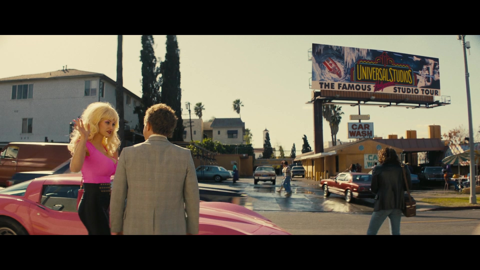 Angelyne_S01E02_Gods_and_Fairies_1080p_ERW_002093.jpg