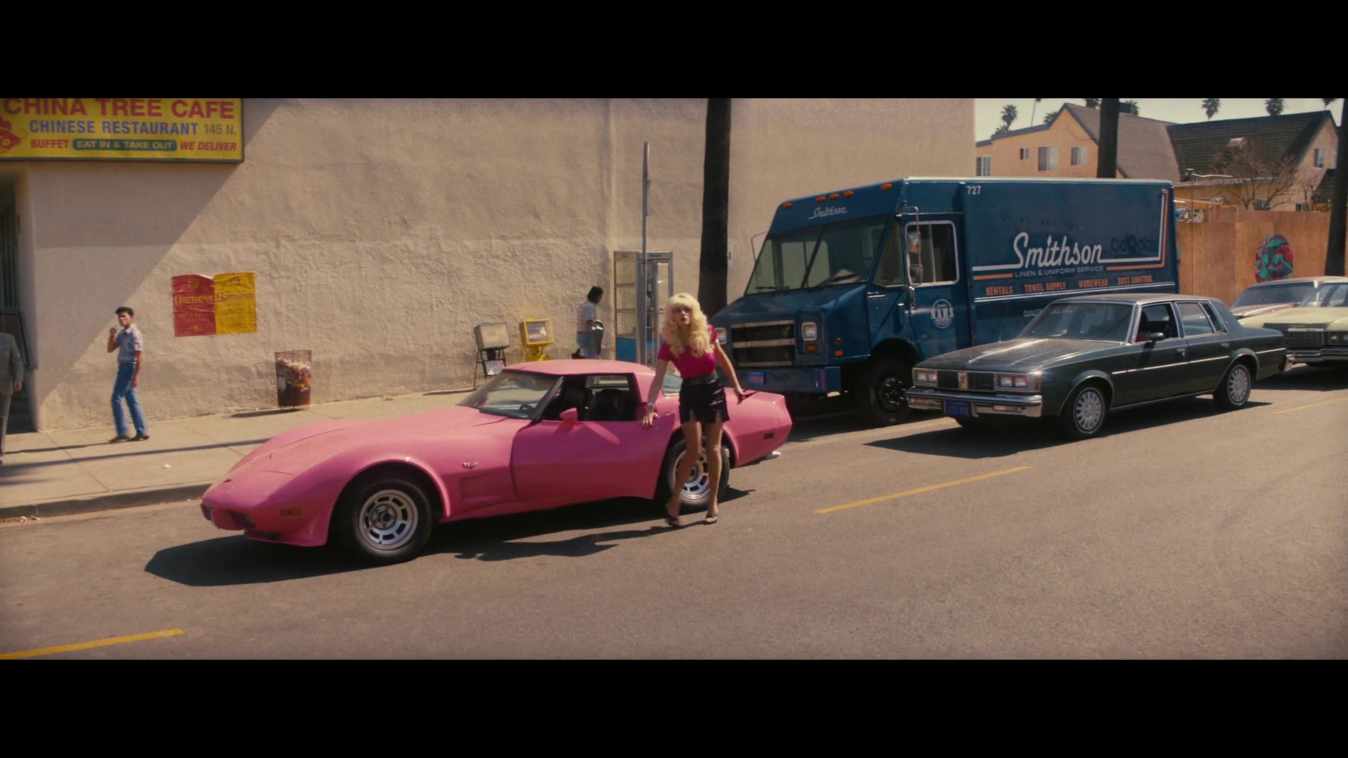 Angelyne_S01E02_Gods_and_Fairies_1080p_ERW_002169.jpg