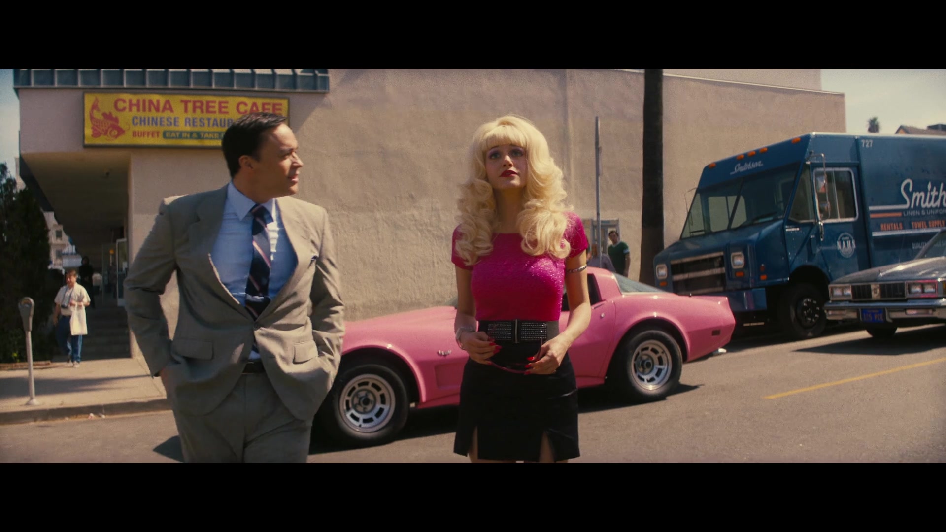 Angelyne_S01E02_Gods_and_Fairies_1080p_ERW_002191.jpg