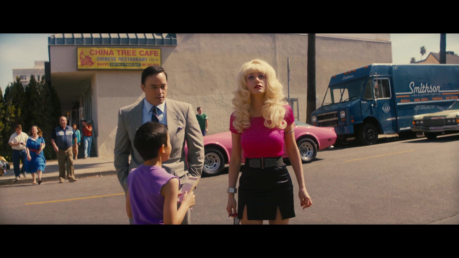 Angelyne_S01E02_Gods_and_Fairies_1080p_ERW_002220.jpg
