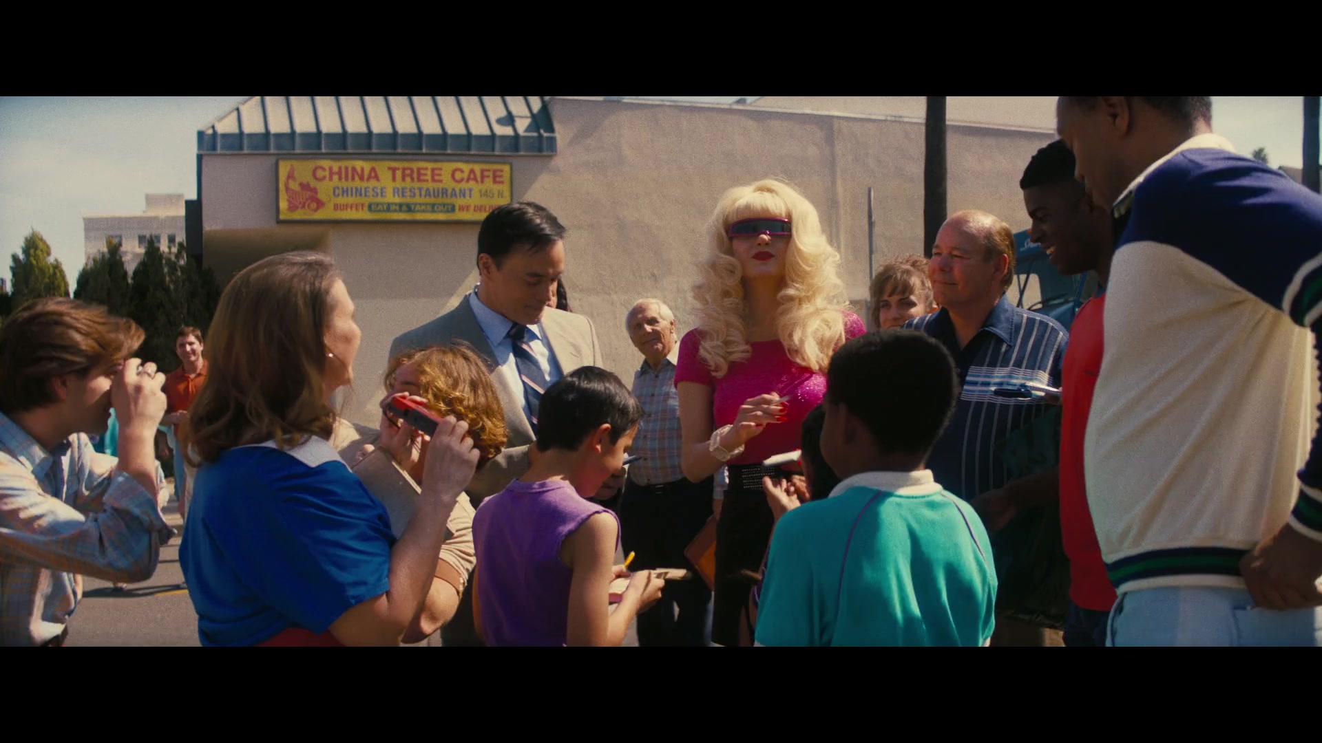 Angelyne_S01E02_Gods_and_Fairies_1080p_ERW_002260.jpg