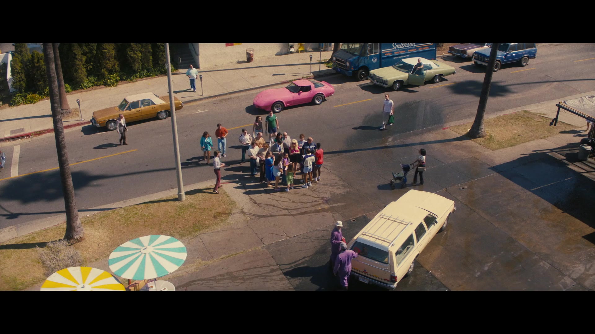 Angelyne_S01E02_Gods_and_Fairies_1080p_ERW_002261.jpg