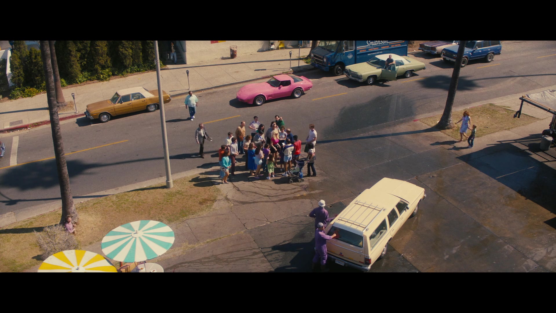 Angelyne_S01E02_Gods_and_Fairies_1080p_ERW_002272.jpg