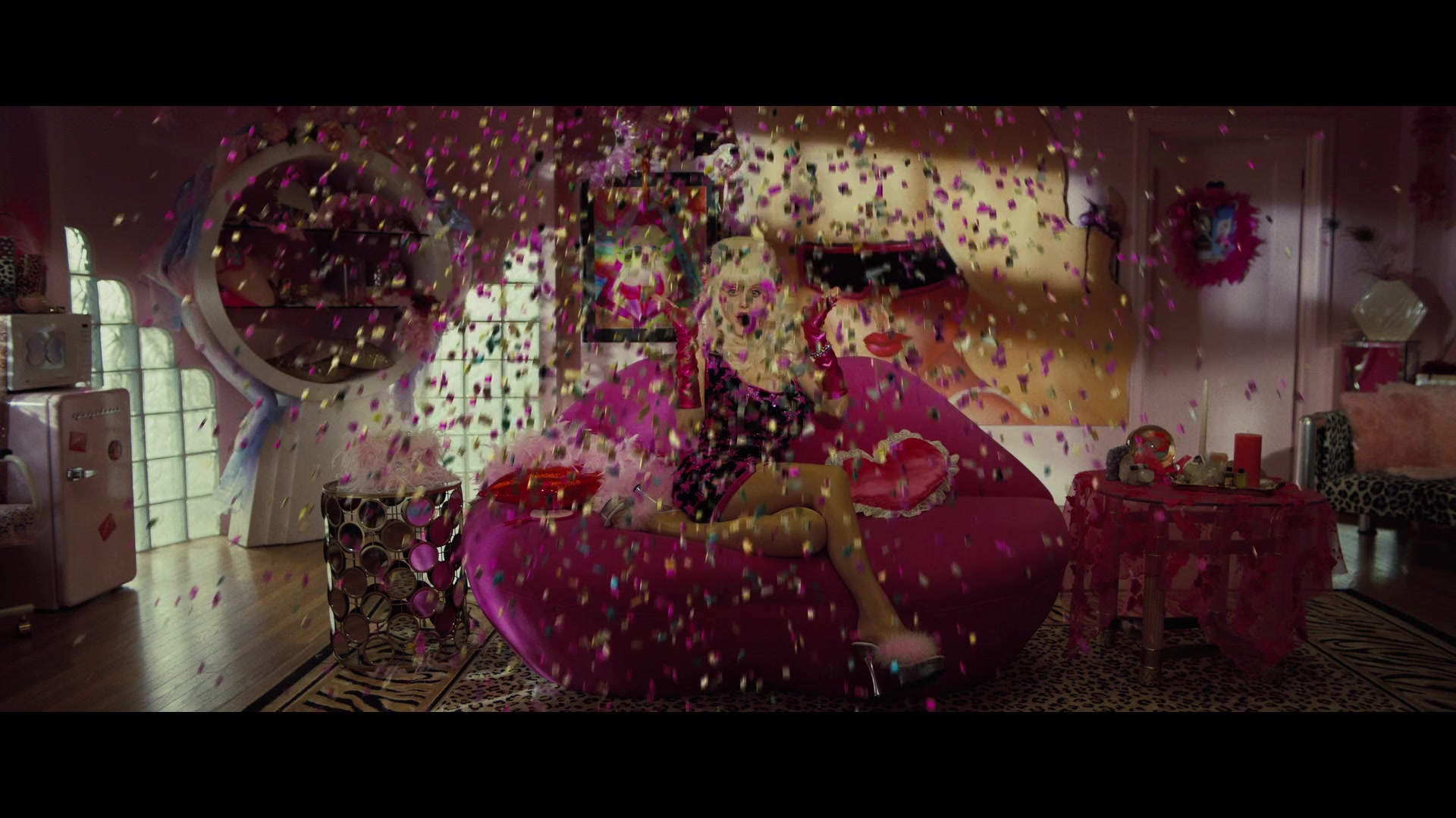 Angelyne_S01E02_Gods_and_Fairies_1080p_ERW_002739.jpg