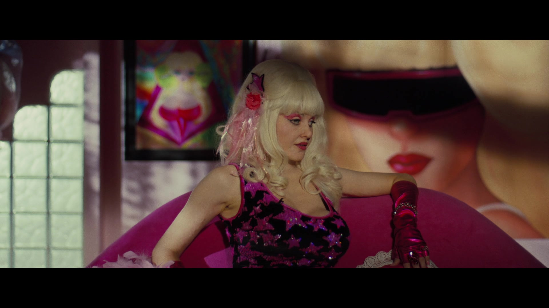 Angelyne_S01E02_Gods_and_Fairies_1080p_ERW_005753.jpg