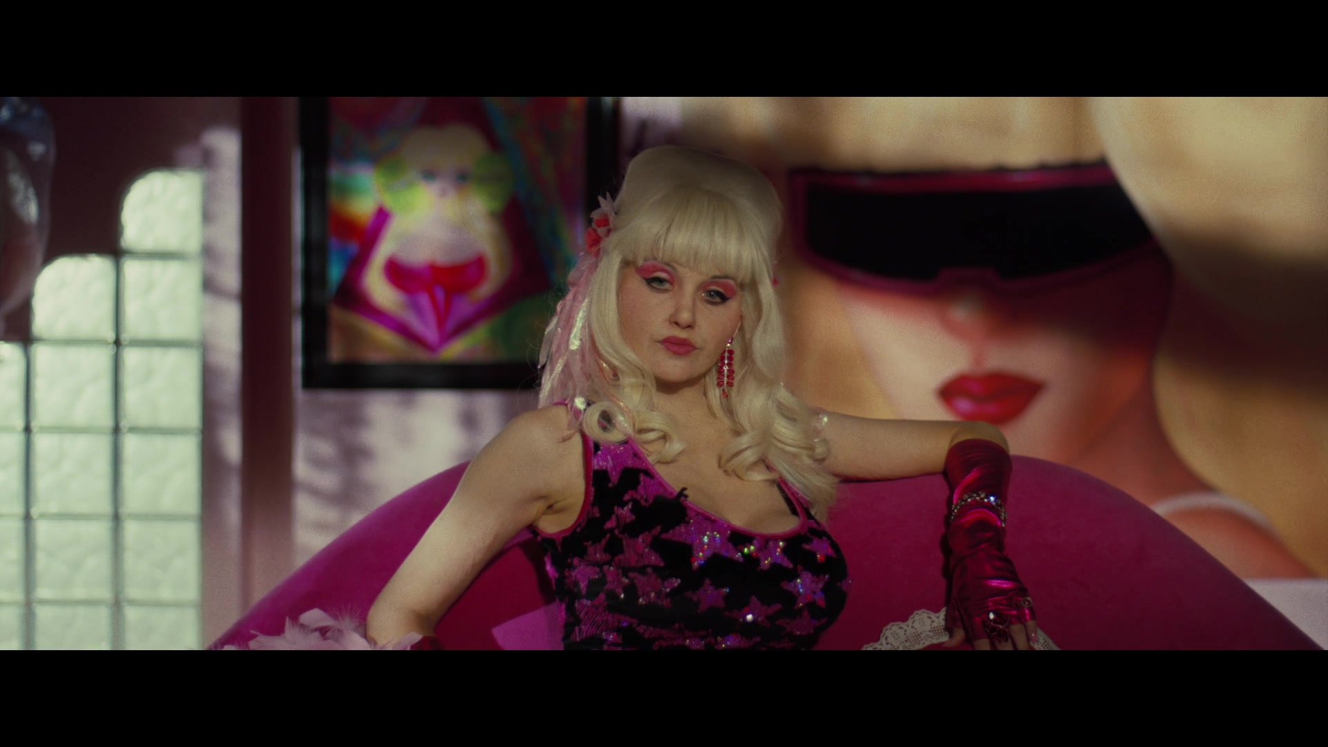 Angelyne_S01E02_Gods_and_Fairies_1080p_ERW_005764.jpg