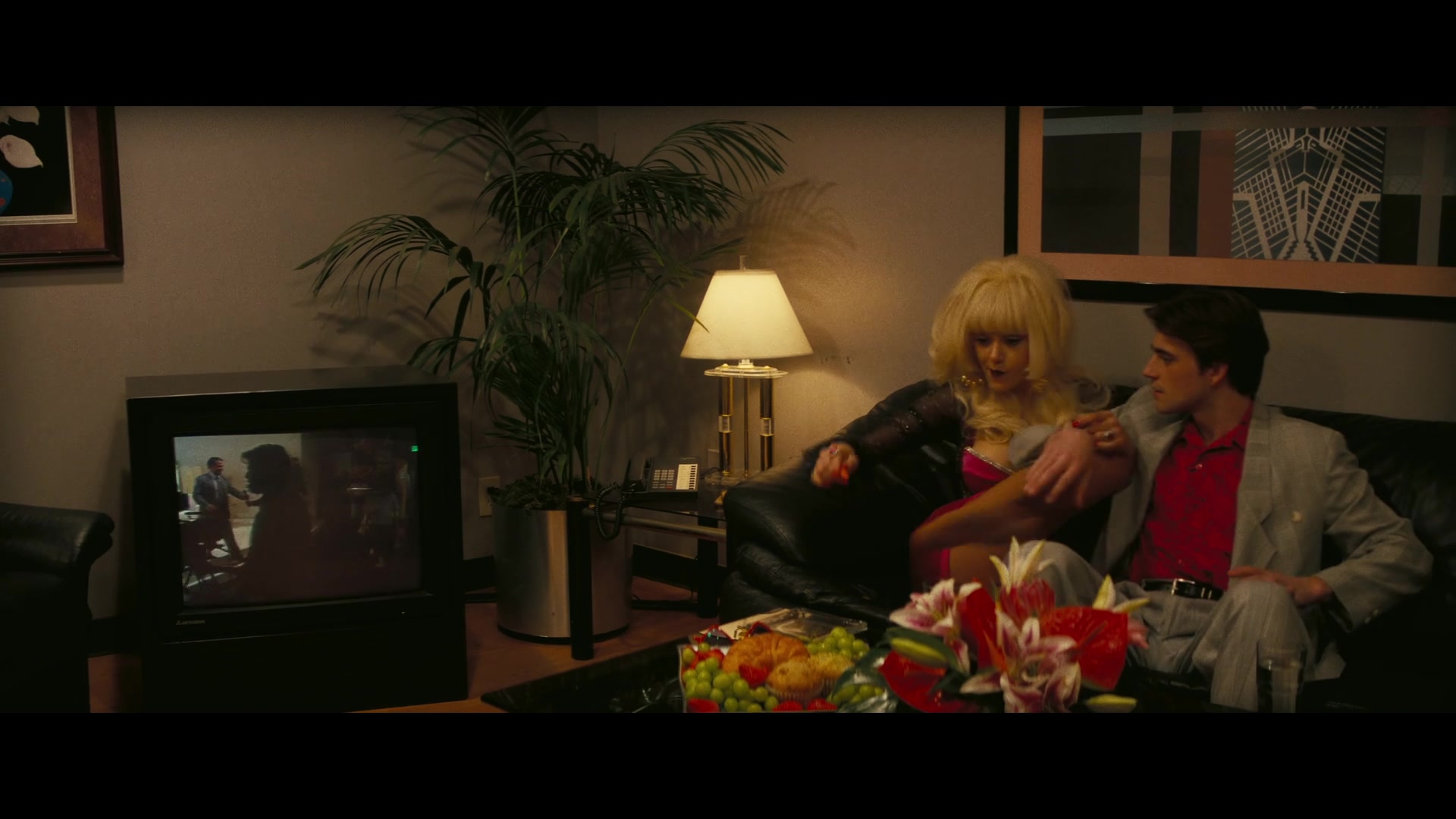 Angelyne_S01E03_Glow_in_the_Dark_Queen_of_the_Universe_1080p_ERW_000859.jpg