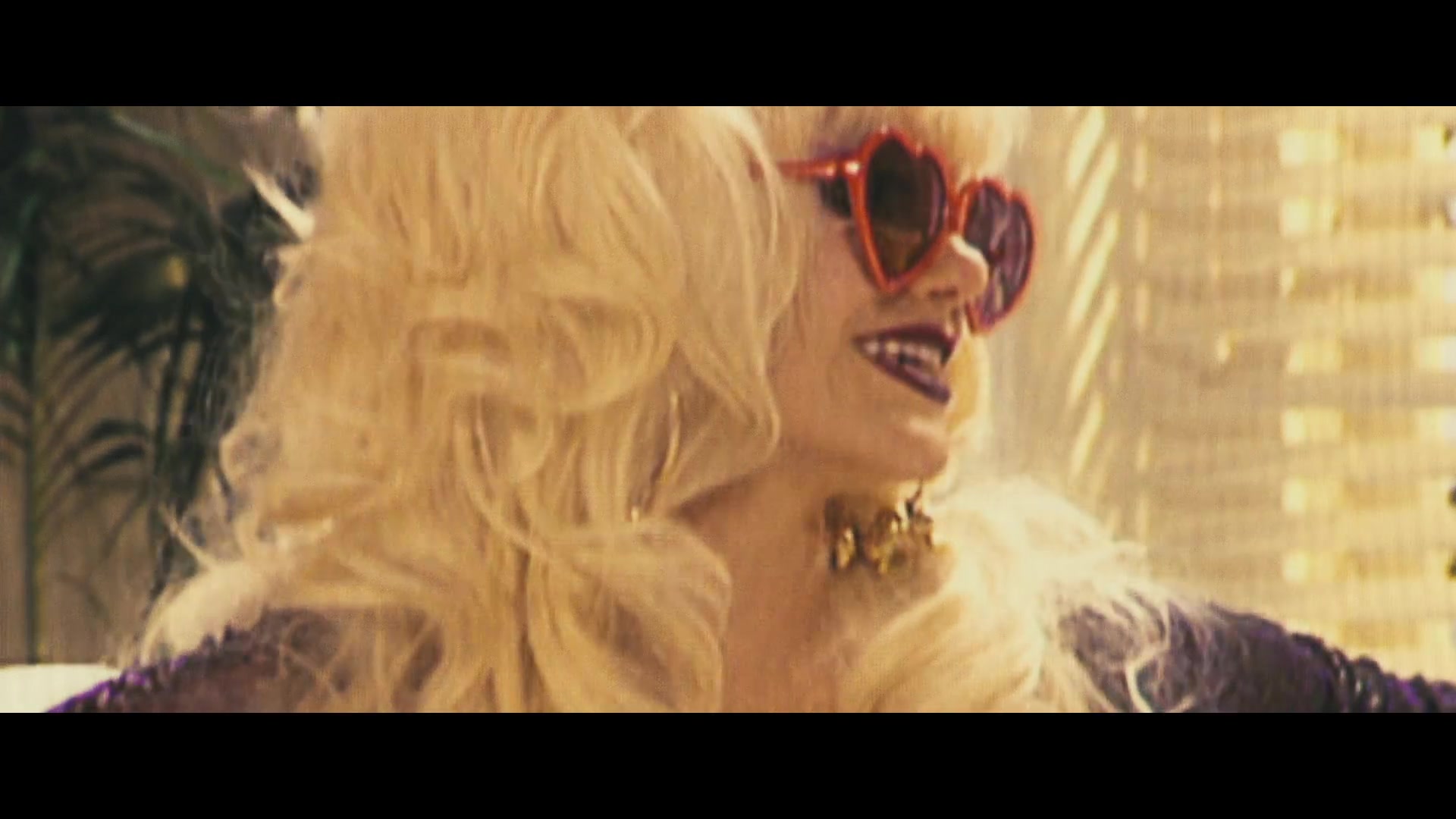 Angelyne_S01E03_Glow_in_the_Dark_Queen_of_the_Universe_1080p_ERW_001019.jpg