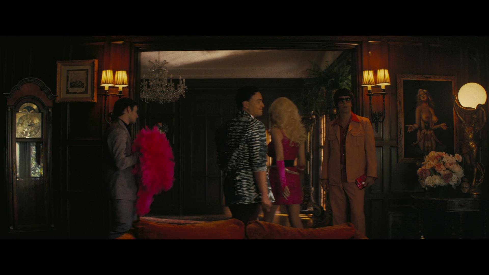 Angelyne_S01E03_Glow_in_the_Dark_Queen_of_the_Universe_1080p_ERW_001656.jpg