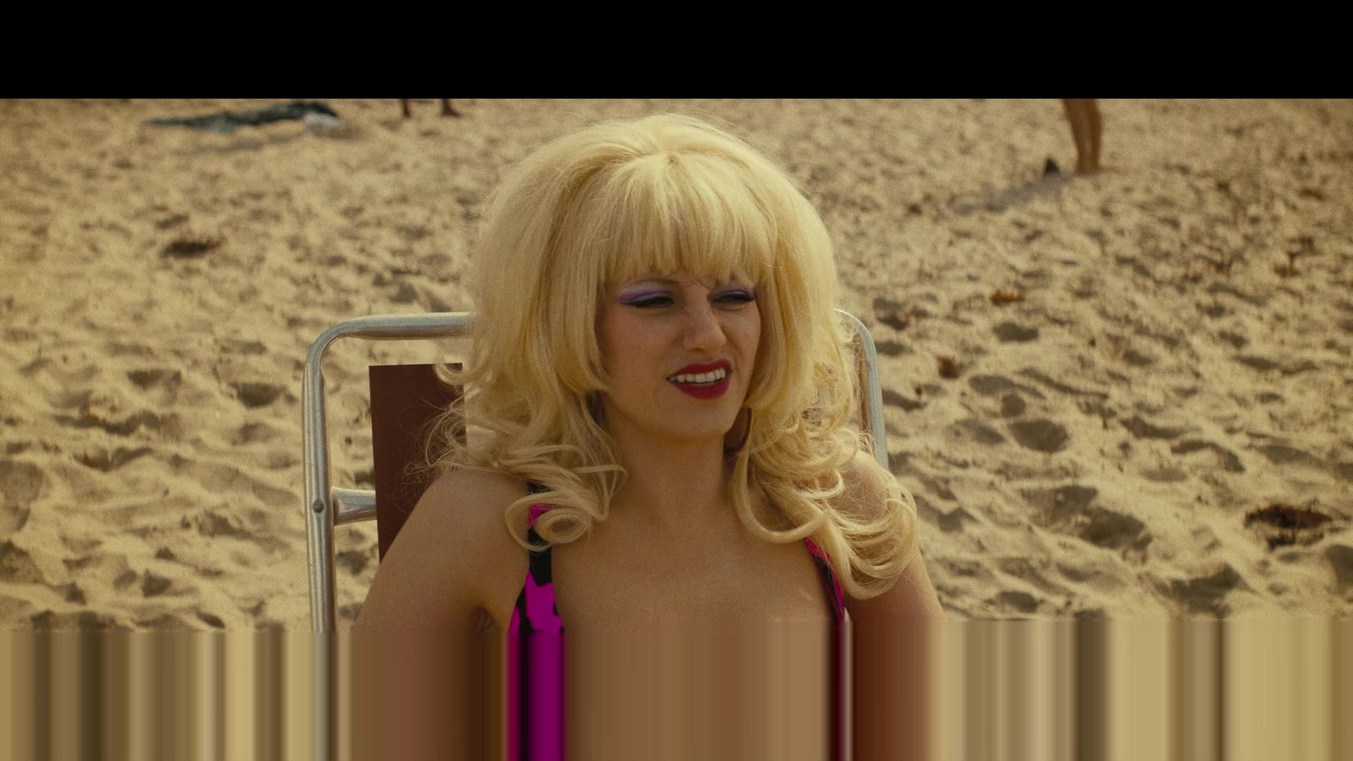 Angelyne_S01E03_Glow_in_the_Dark_Queen_of_the_Universe_1080p_ERW_001709.jpg