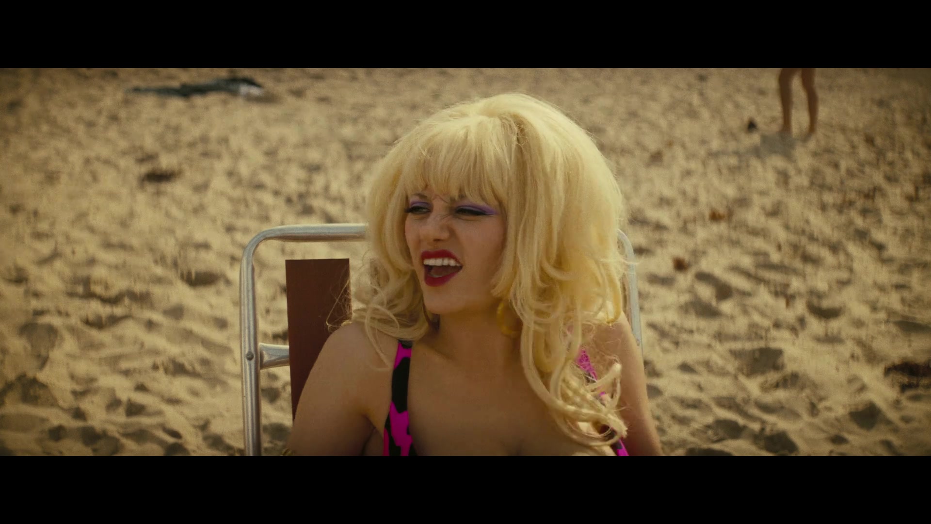 Angelyne_S01E03_Glow_in_the_Dark_Queen_of_the_Universe_1080p_ERW_001749.jpg